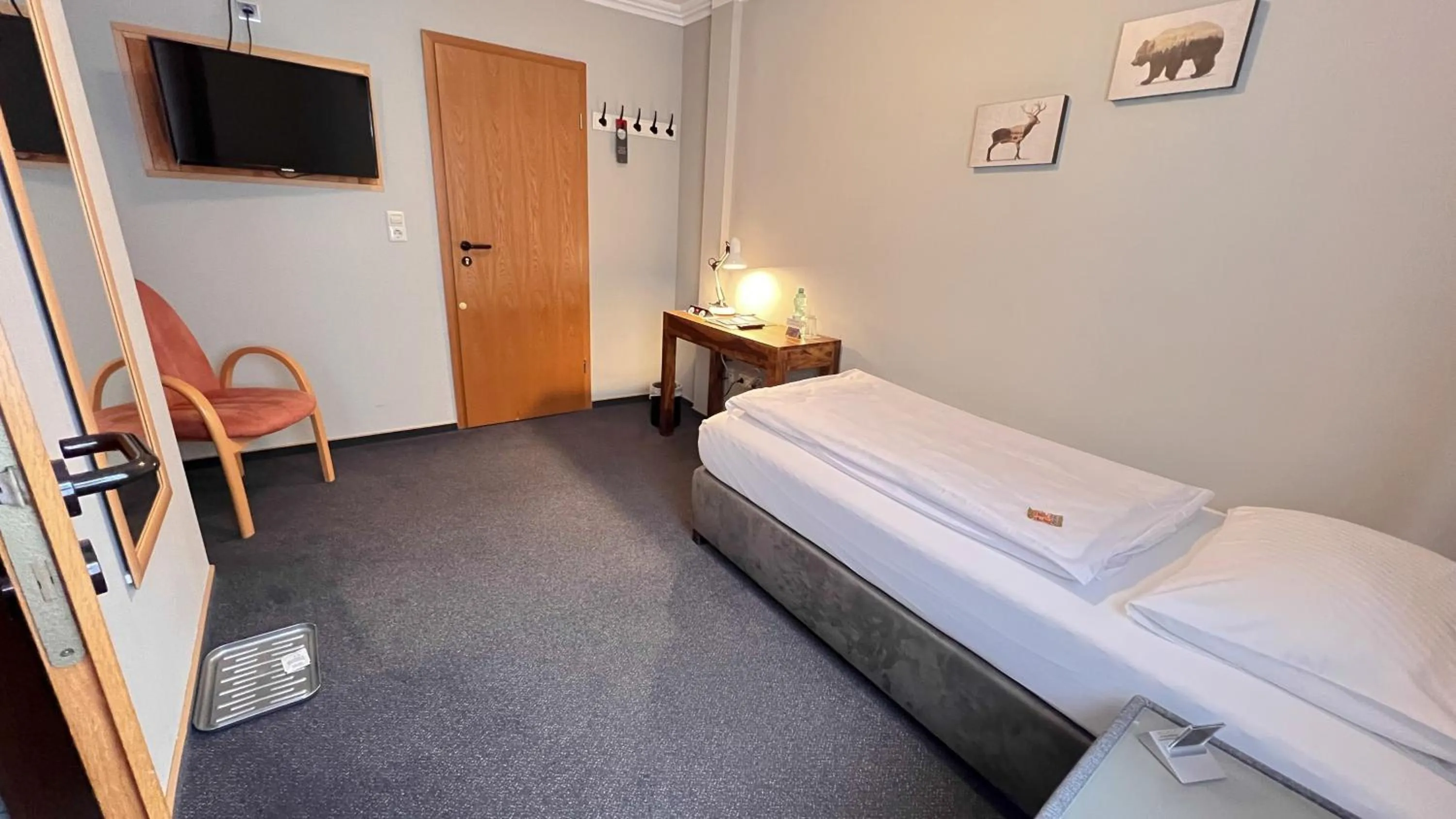 Bed in Hotel zur Loreley - Garni