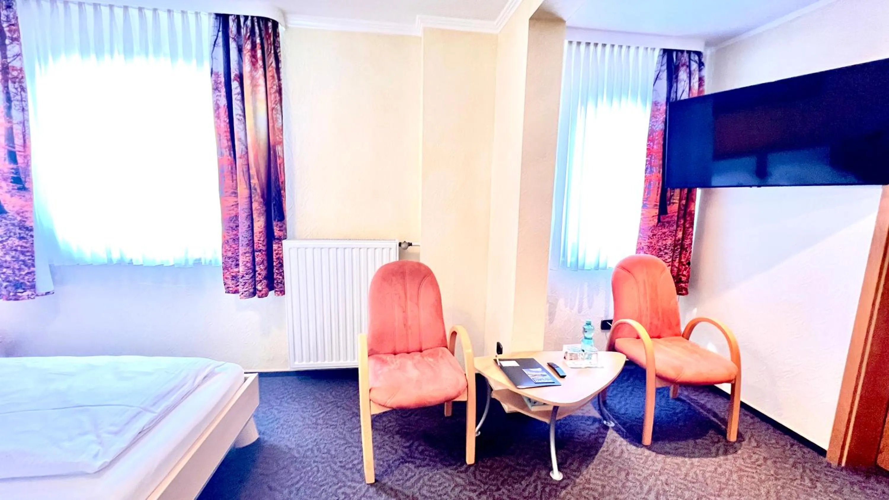 Bed in Hotel zur Loreley - Garni