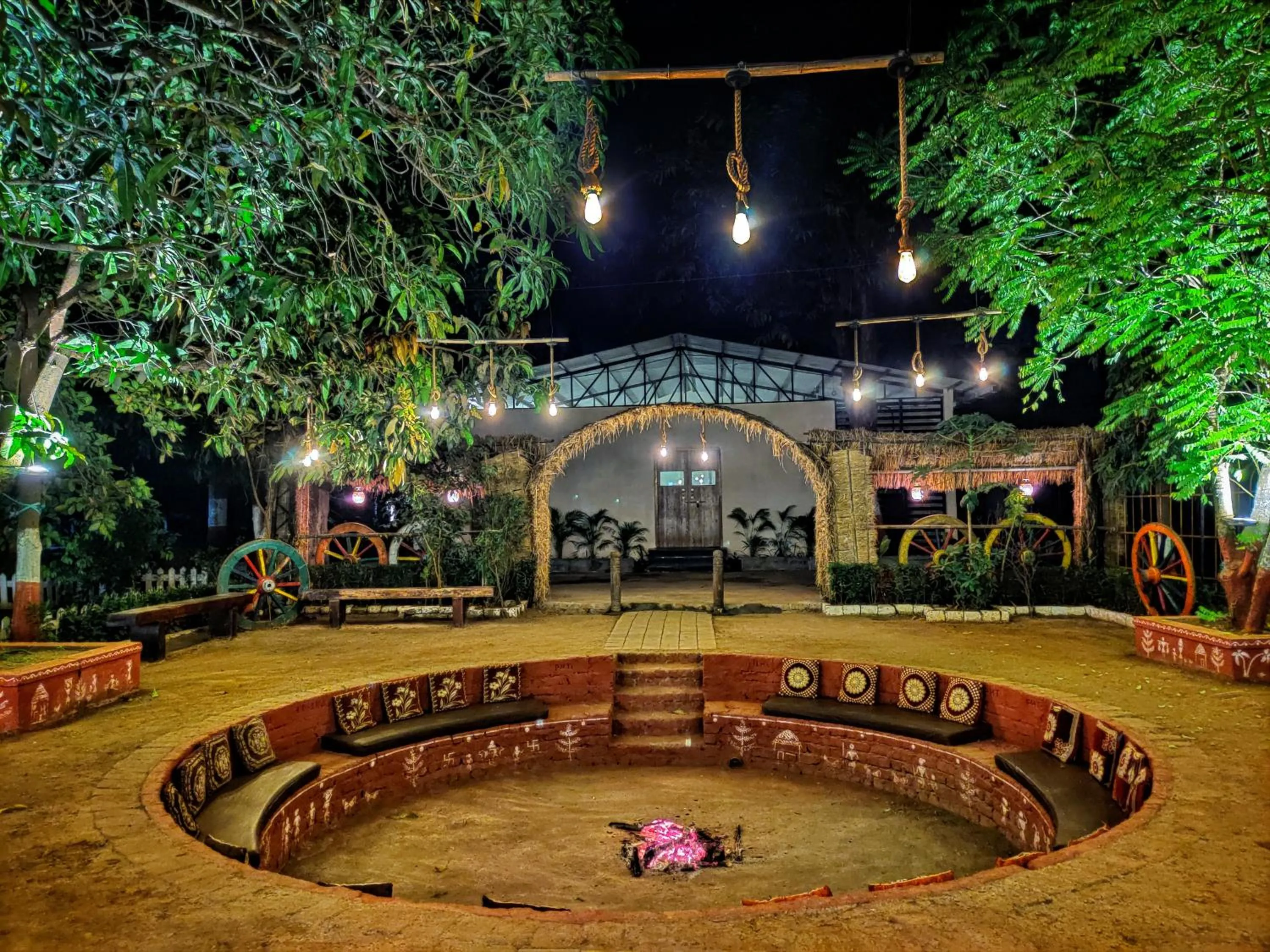 flat iron in Pushp Vatika Resort & Lawns