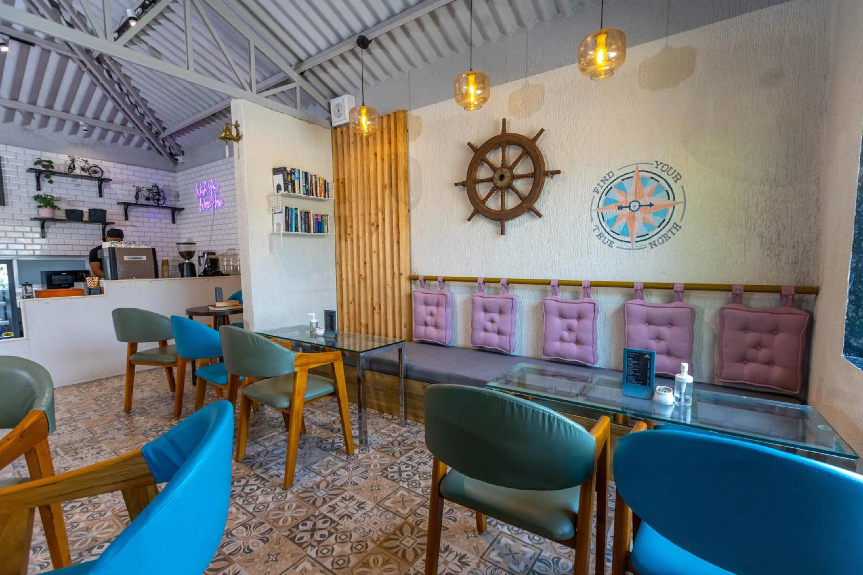 Restaurant/places to eat in Pushp Vatika Resort & Lawns