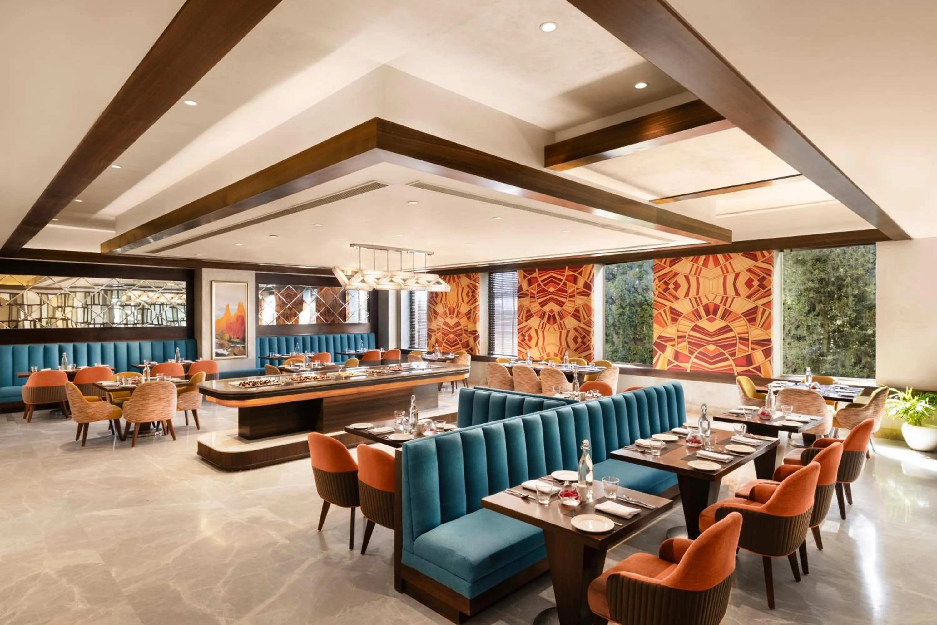 Restaurant/places to eat in Gateway Dehradun