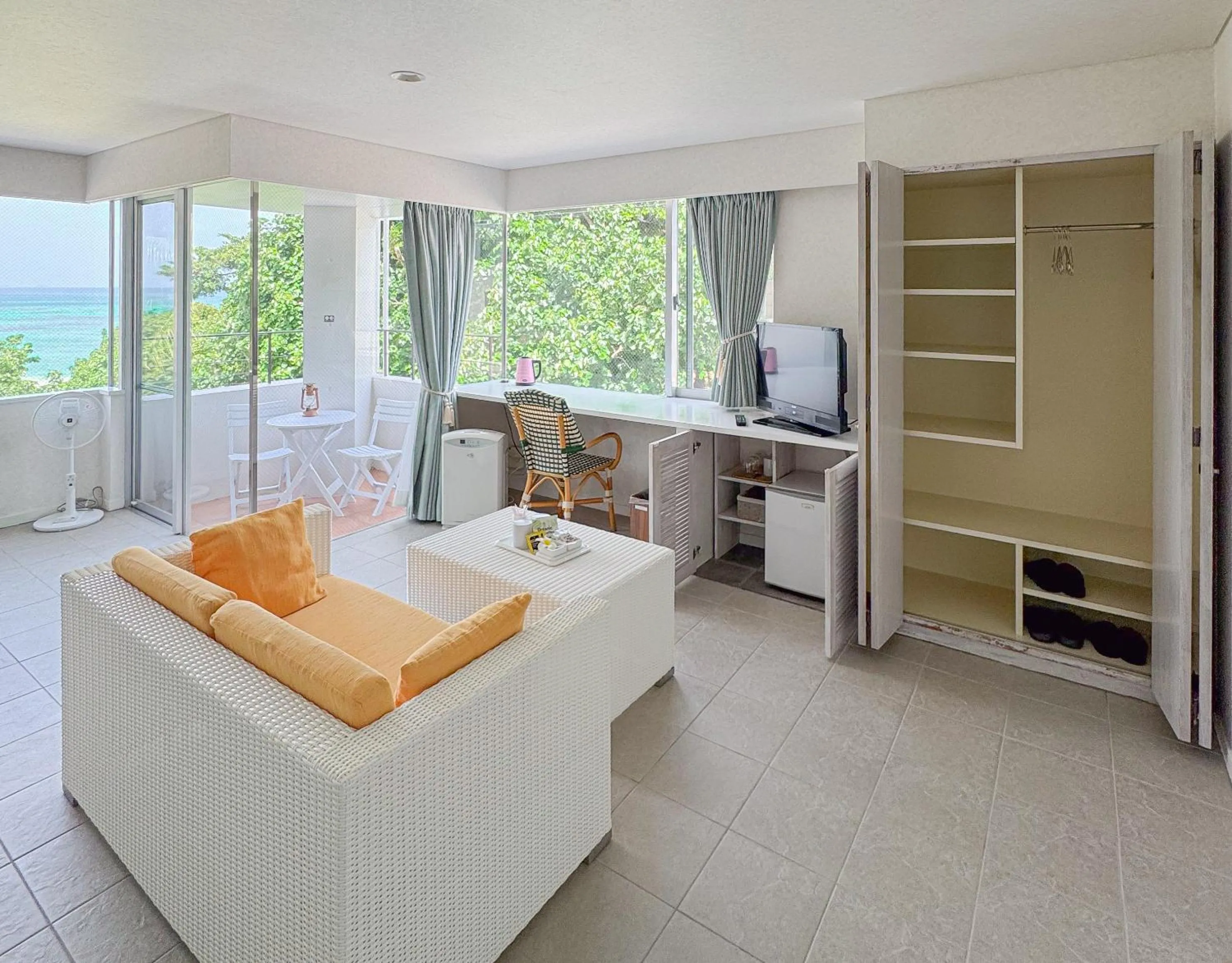 TV and multimedia, Bed in Sky Ocean - Ishigaki Eco-Resort - Newly Renovated