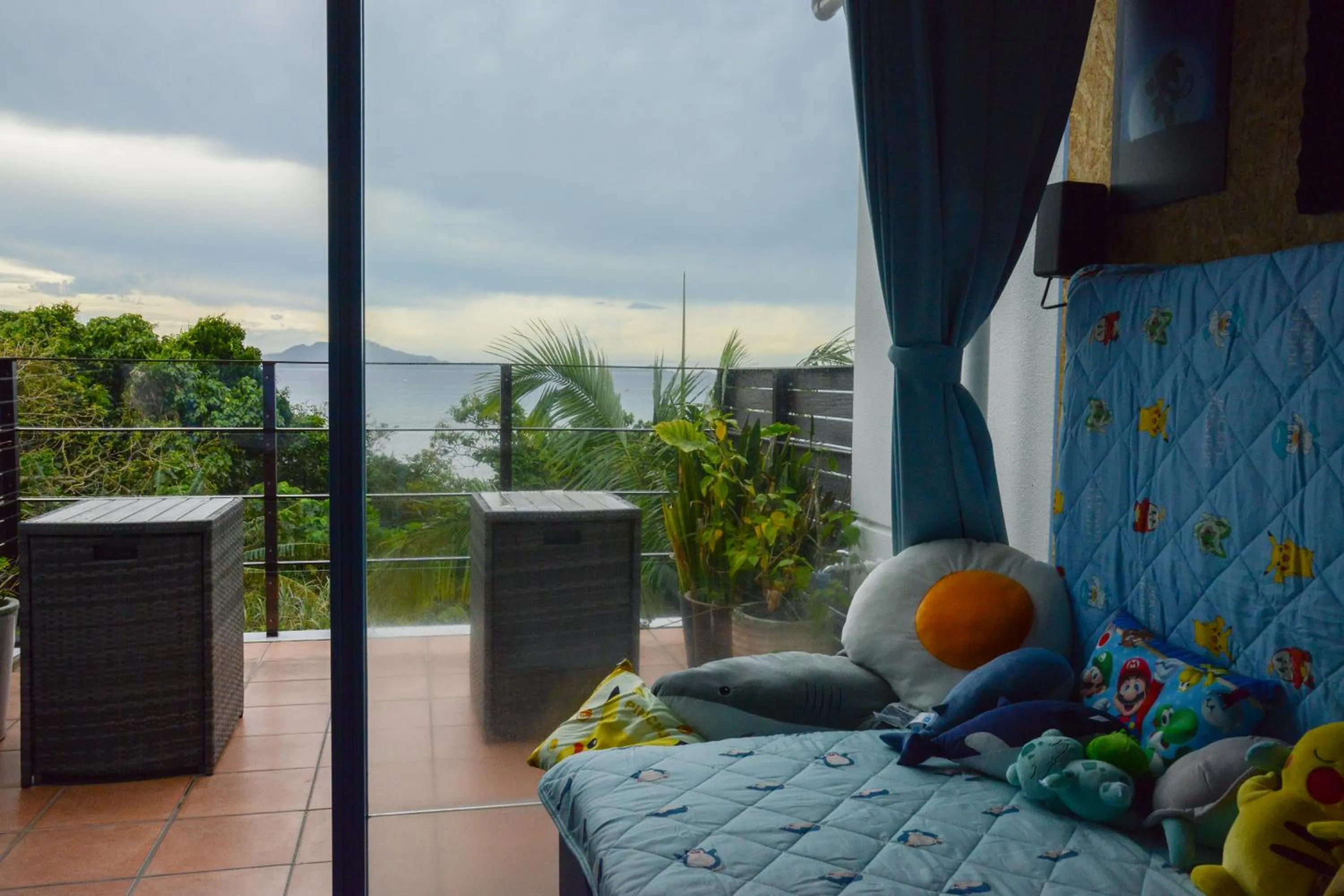 Communal lounge/ TV room in Sky Ocean - Ishigaki Eco-Resort - Newly Renovated