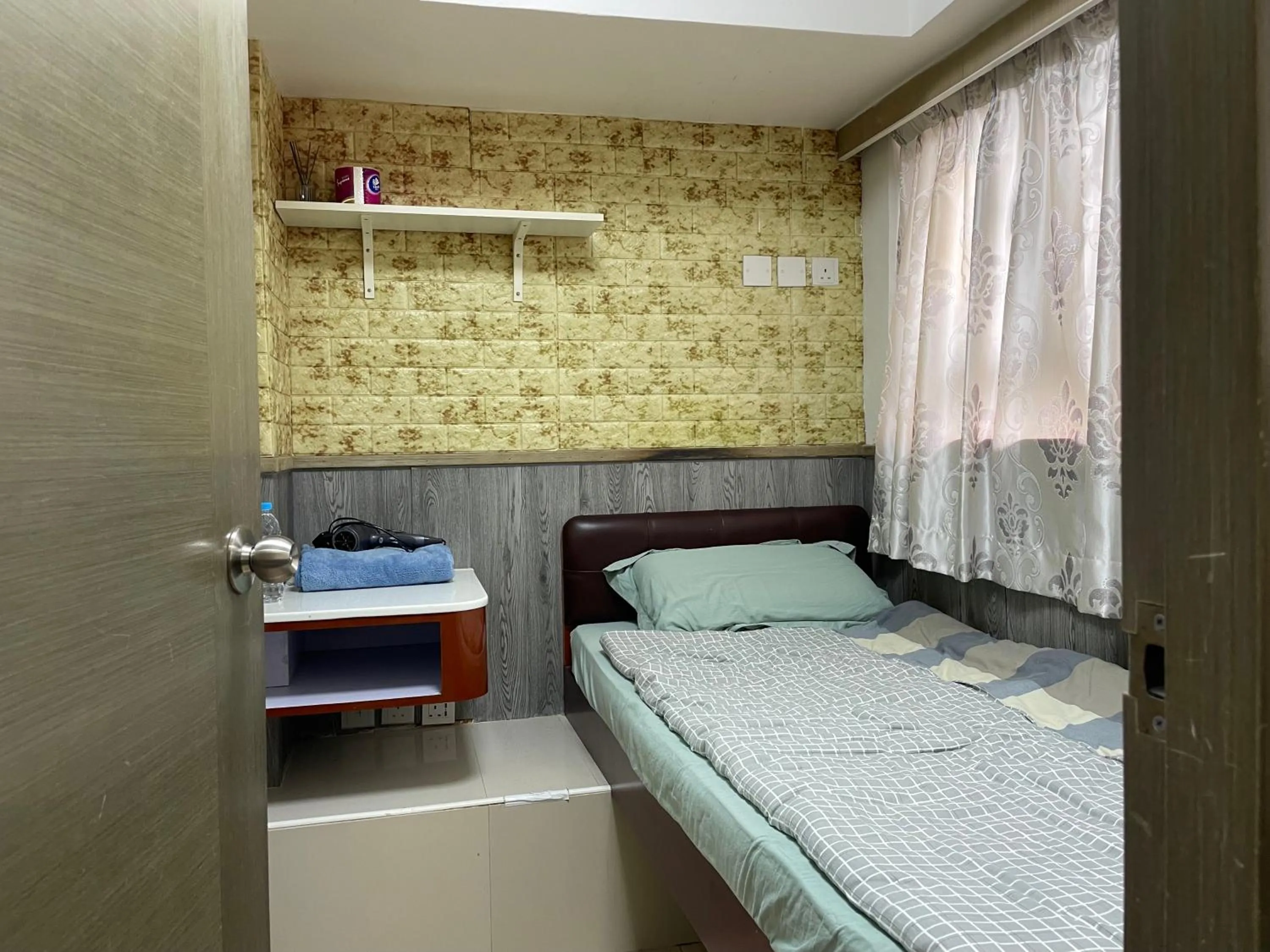 Bed in Majestic 7 Guesthouse (formerly KAT Hotel)