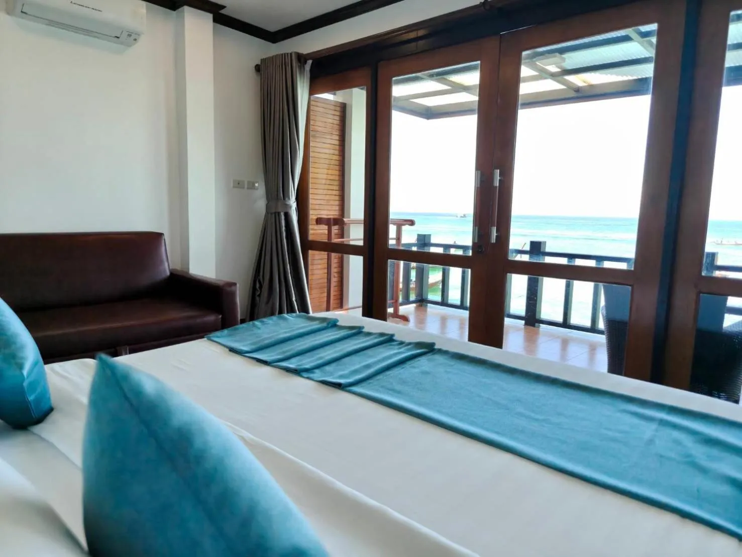 Bedroom, Bed in Cabana Lipe Beach Resort