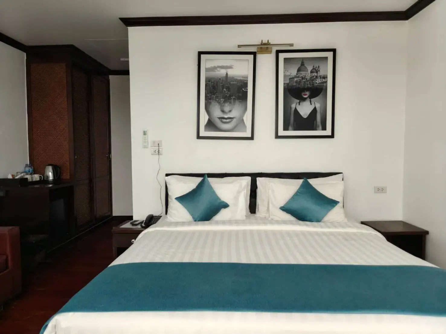 Property building, Bed in Cabana Lipe Beach Resort Property building, Bed in Cabana Lipe Beach Resort