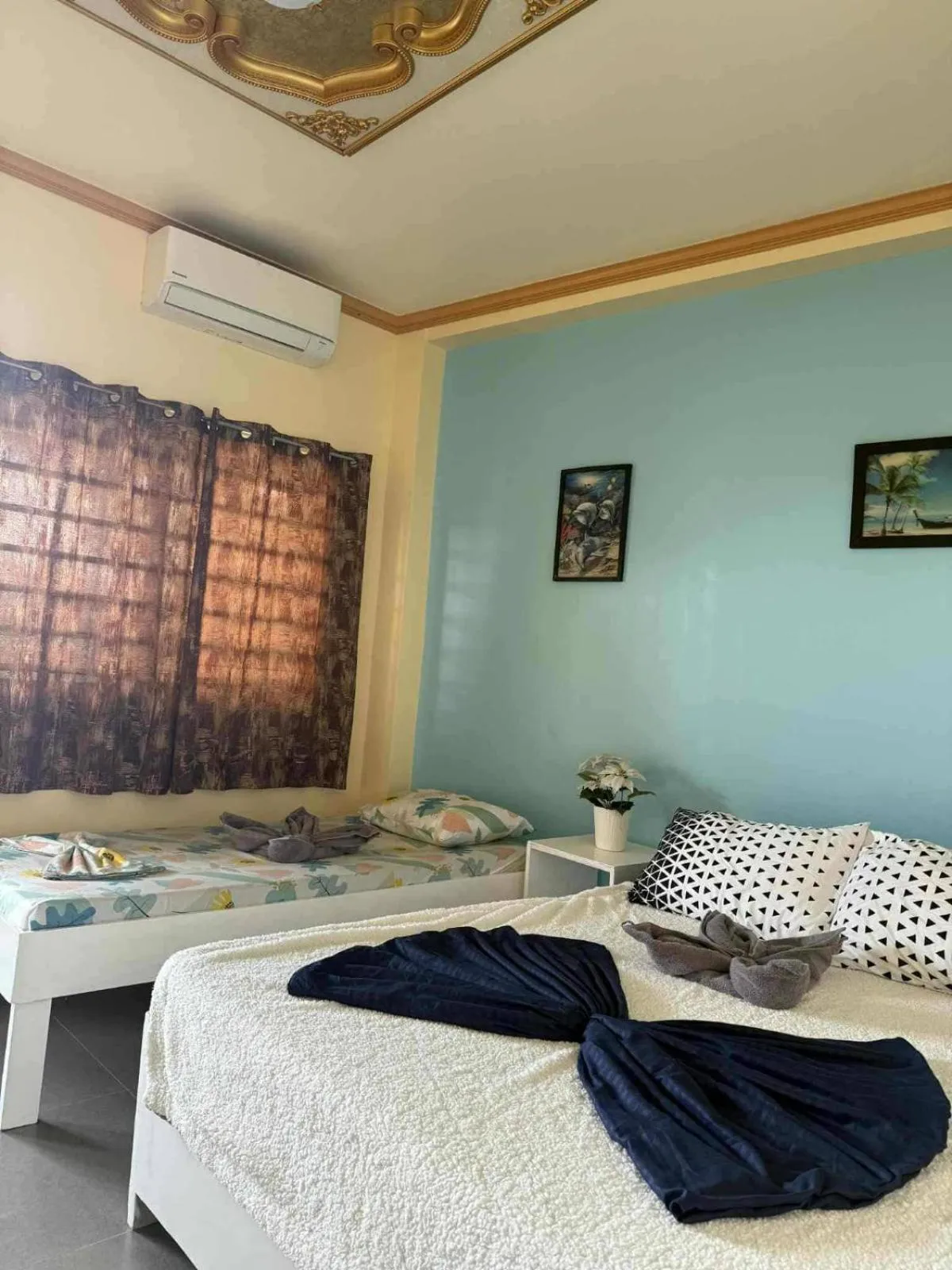 Bed in Playa Blanca Beach Resort