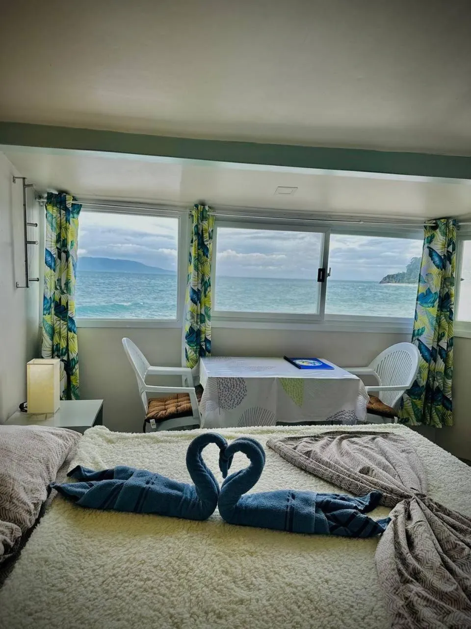 Bed in Playa Blanca Beach Resort