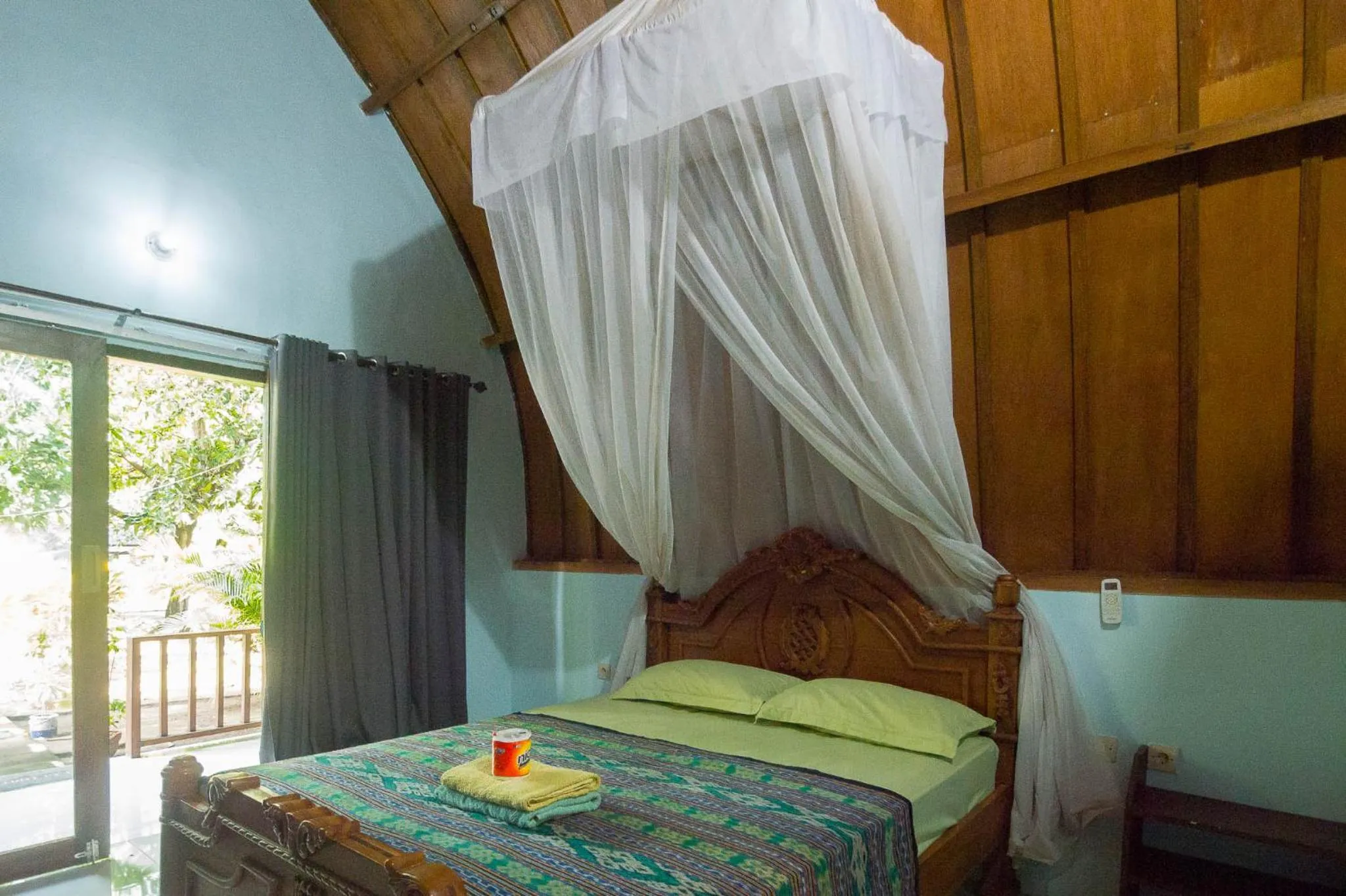 Bed in Ina Gili Guesthouse