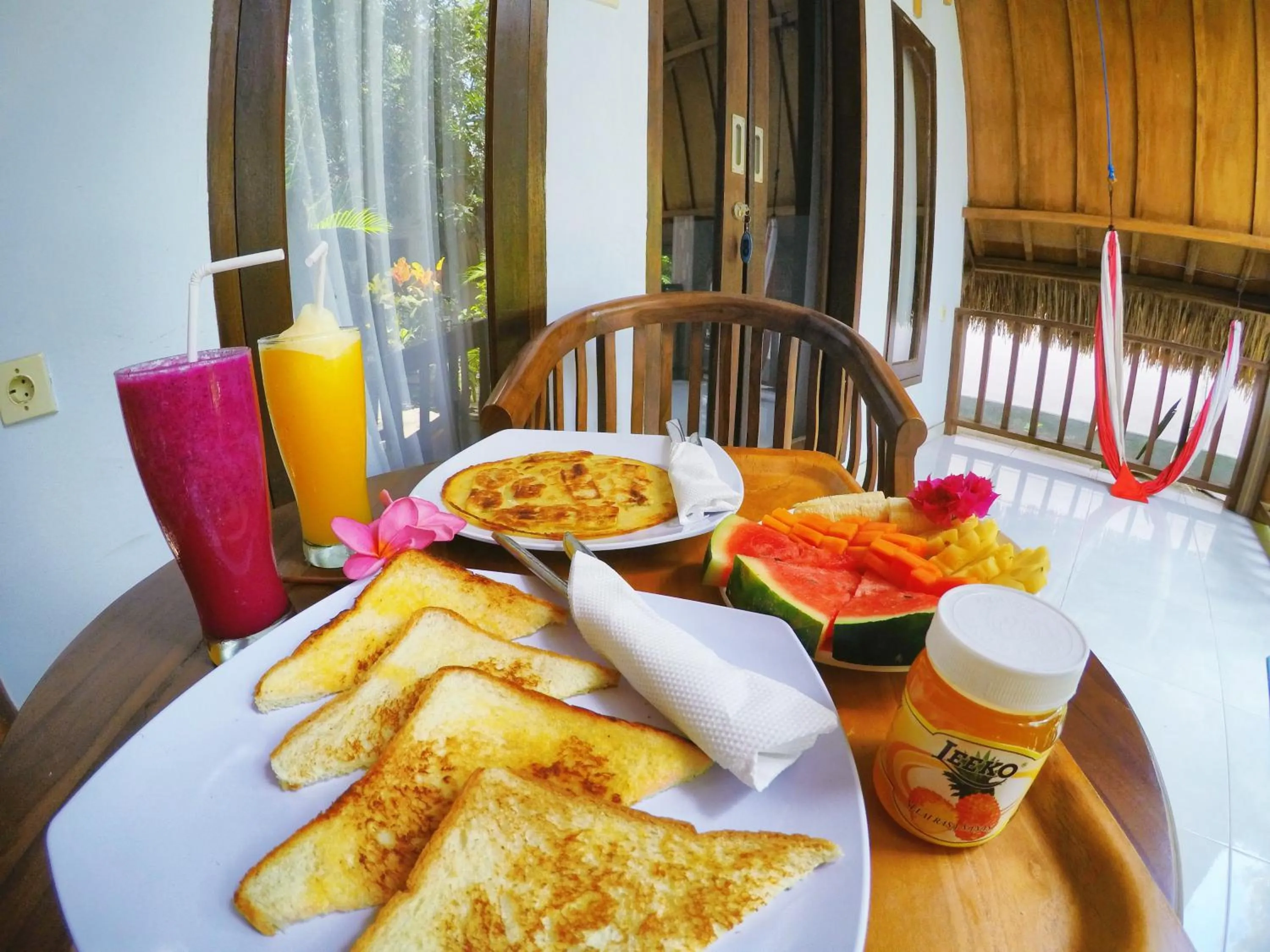 Breakfast in Ina Gili Guesthouse