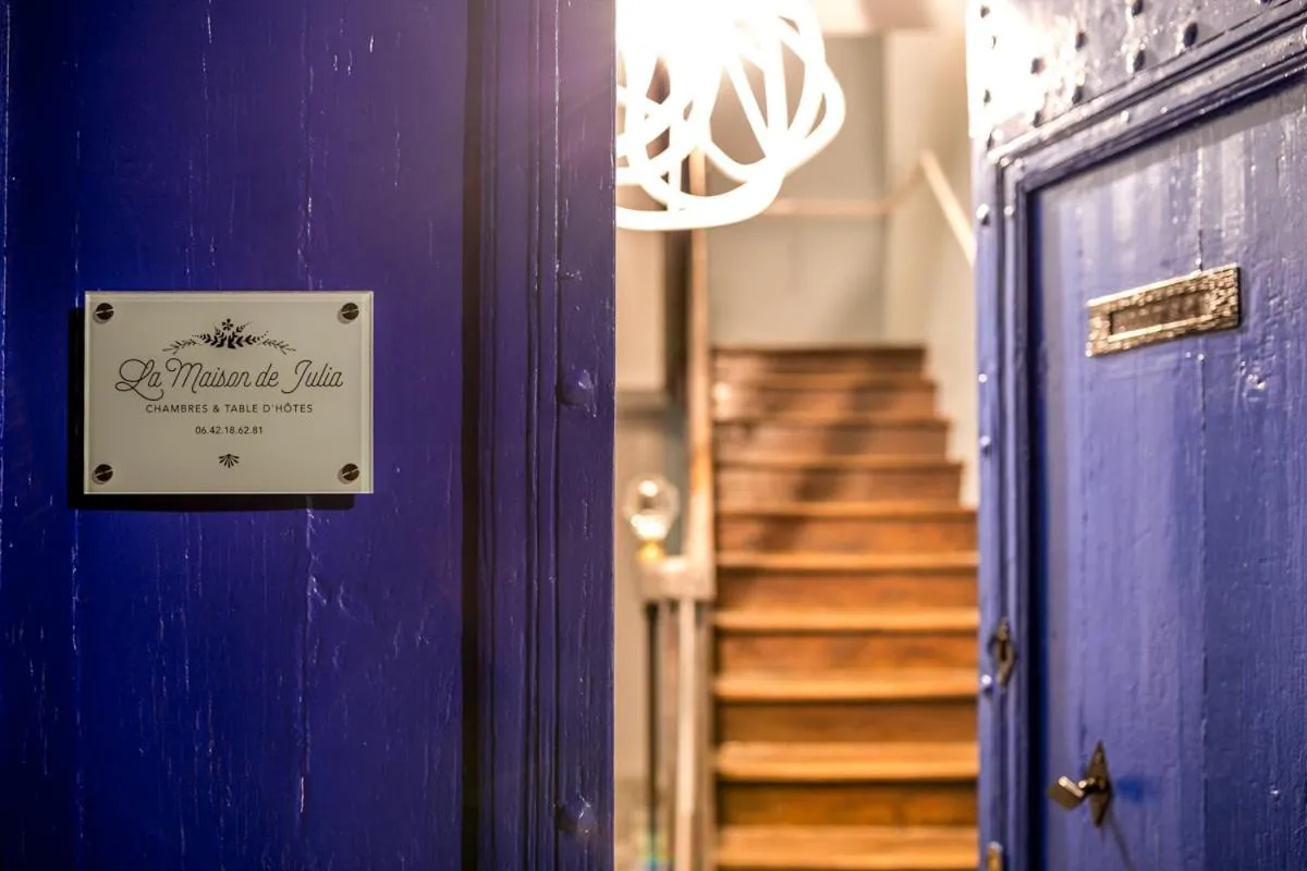 Facade/entrance in B&B La Maison de Julia