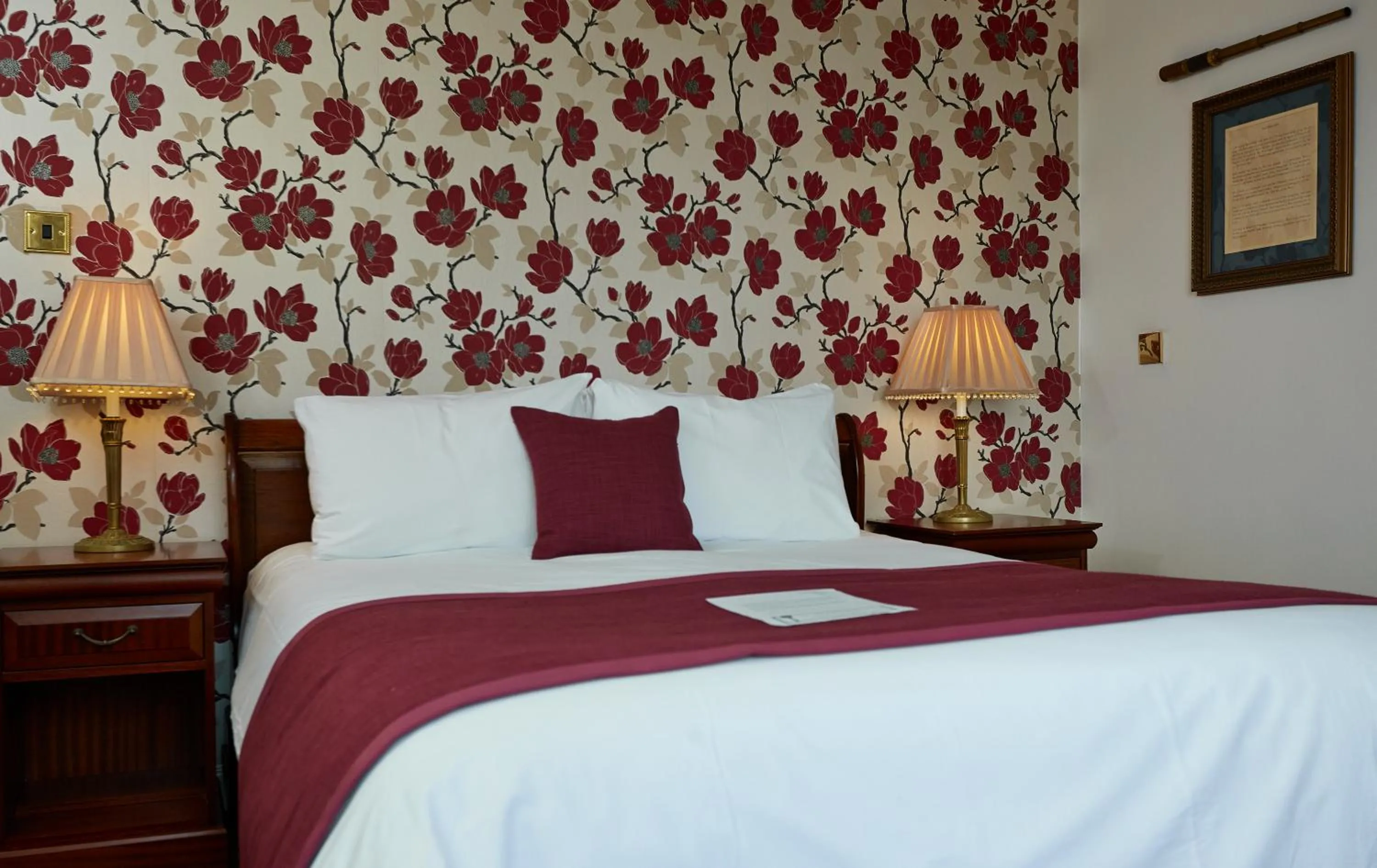 Bed in Anchor Inn by Greene King Inns