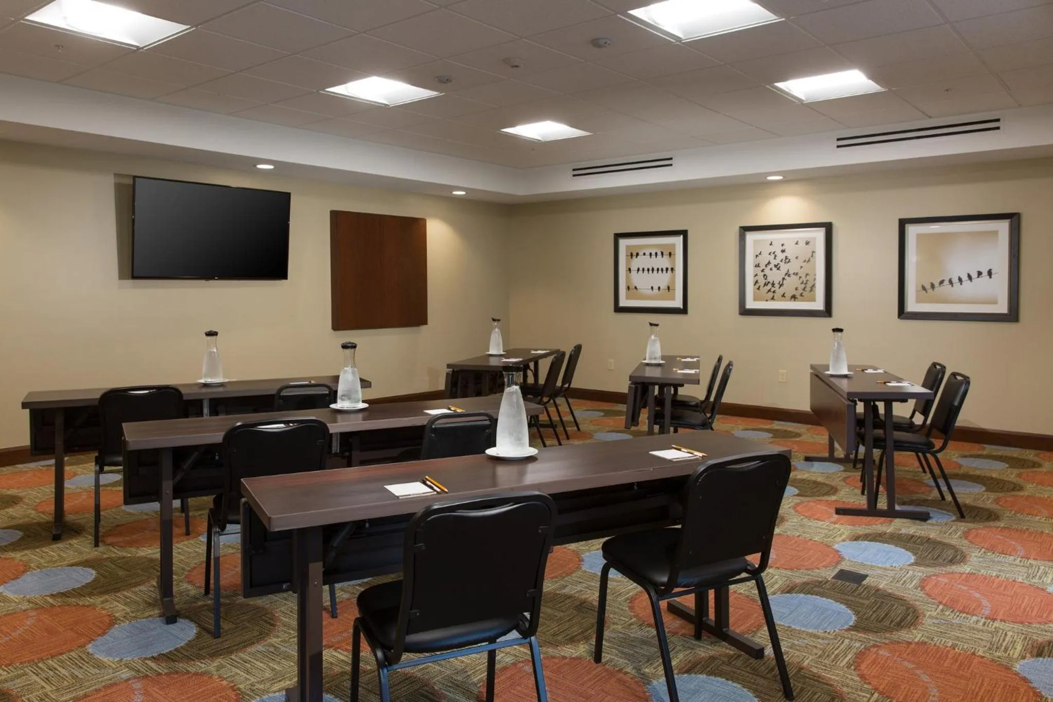 Meeting/conference room in Staybridge Suites Corona South by IHG