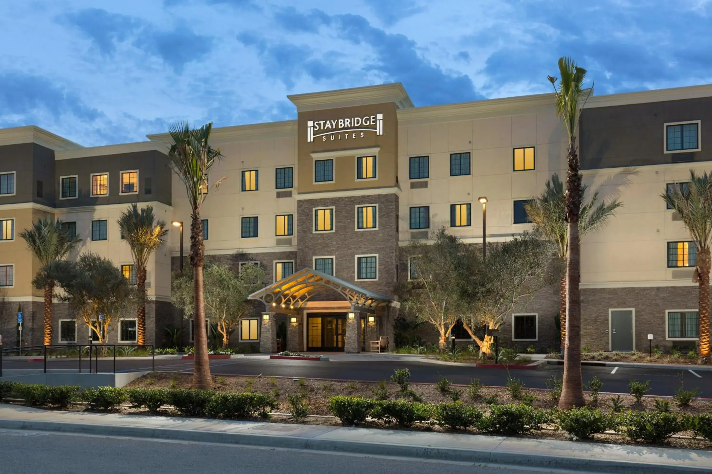 Property building in Staybridge Suites Corona South by IHG Property building in Staybridge Suites Corona South by IHG