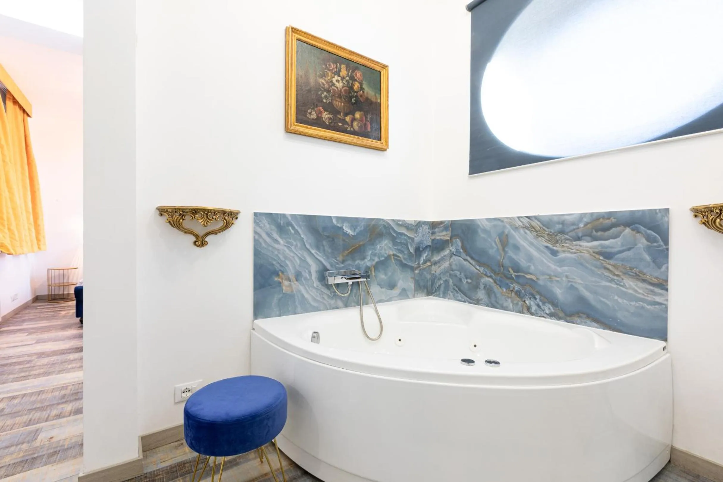 Hot Tub in Il Monastero Collection