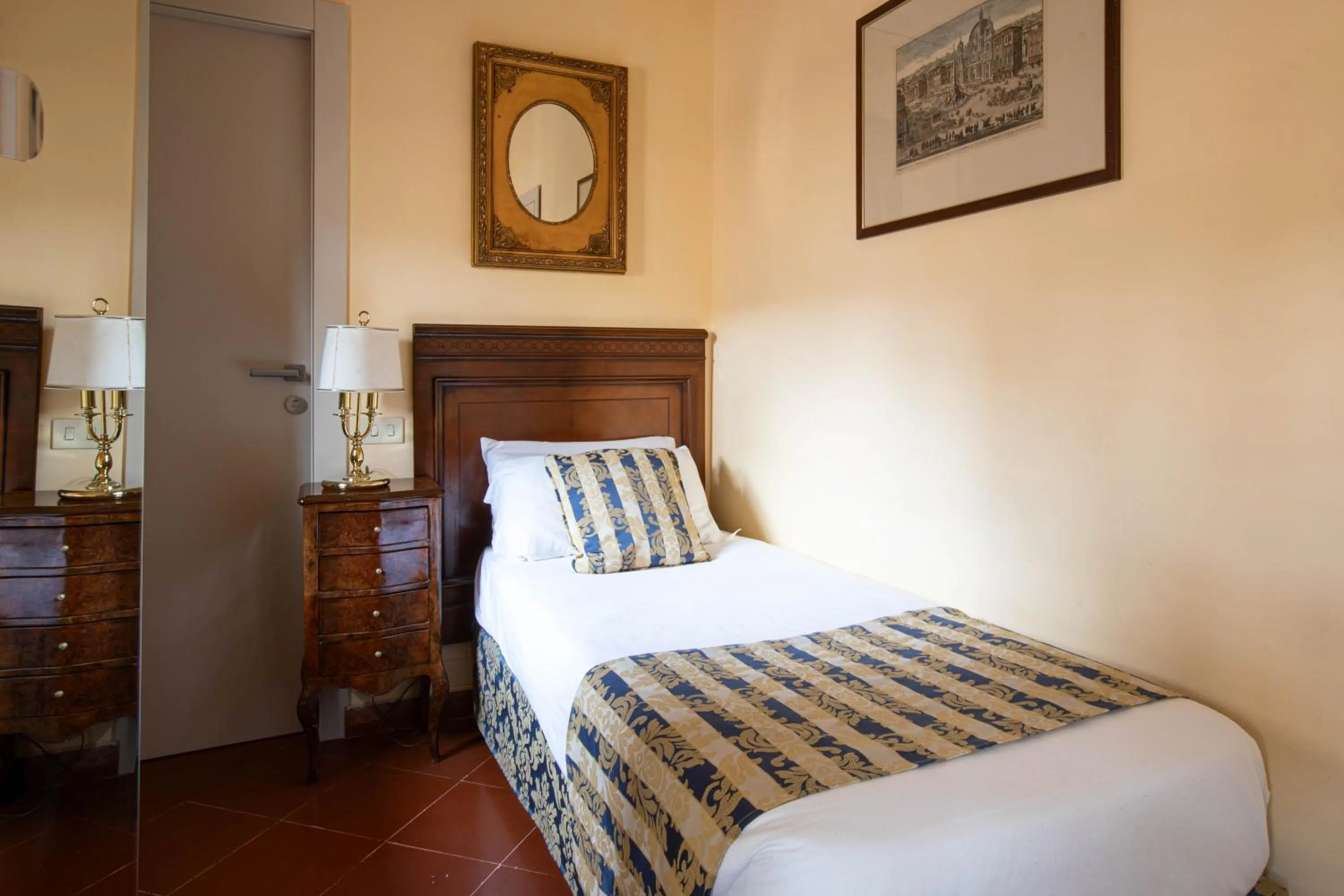 Bedroom, Bed in Il Monastero Collection