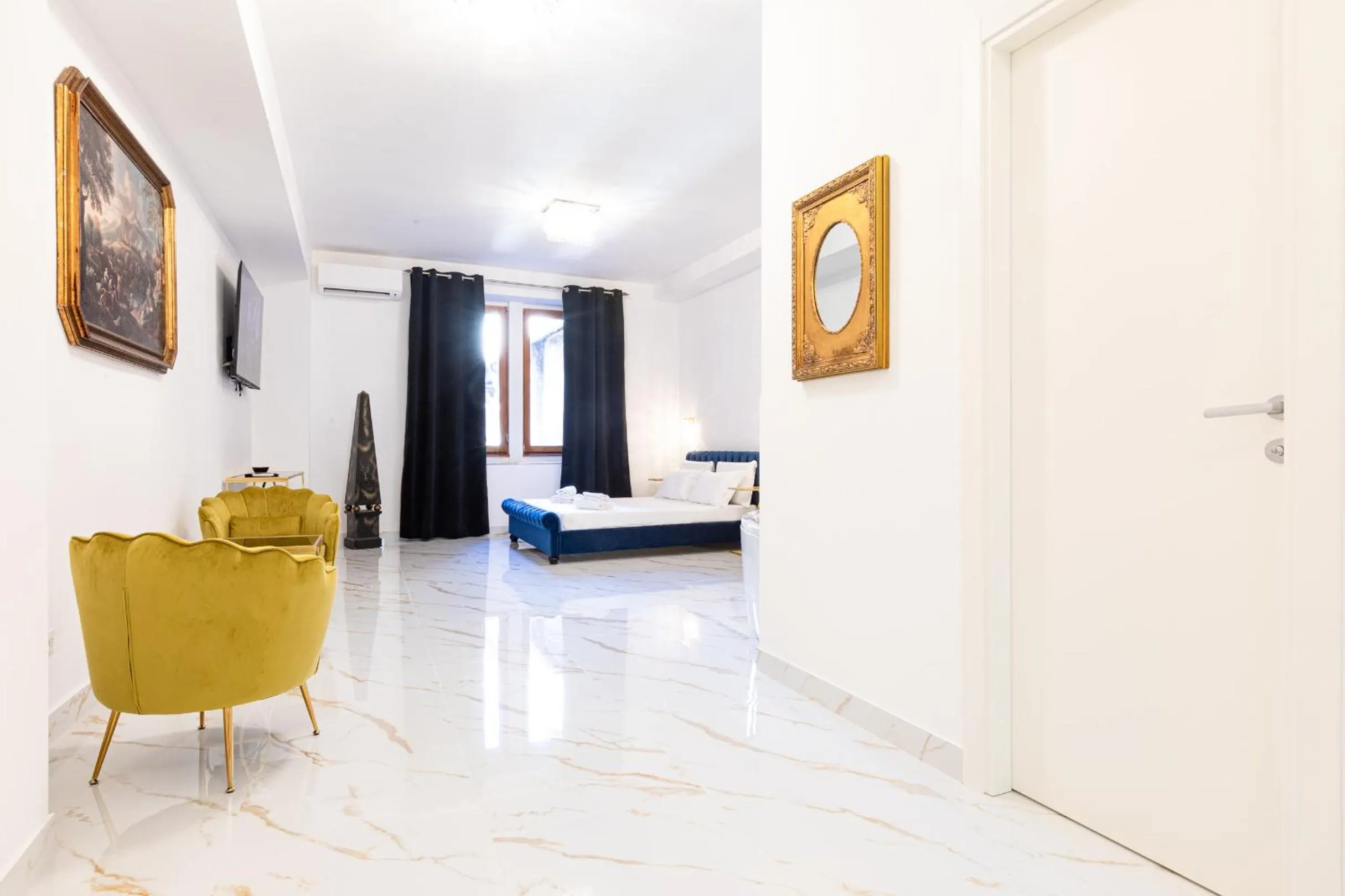 Bed in Il Monastero Collection