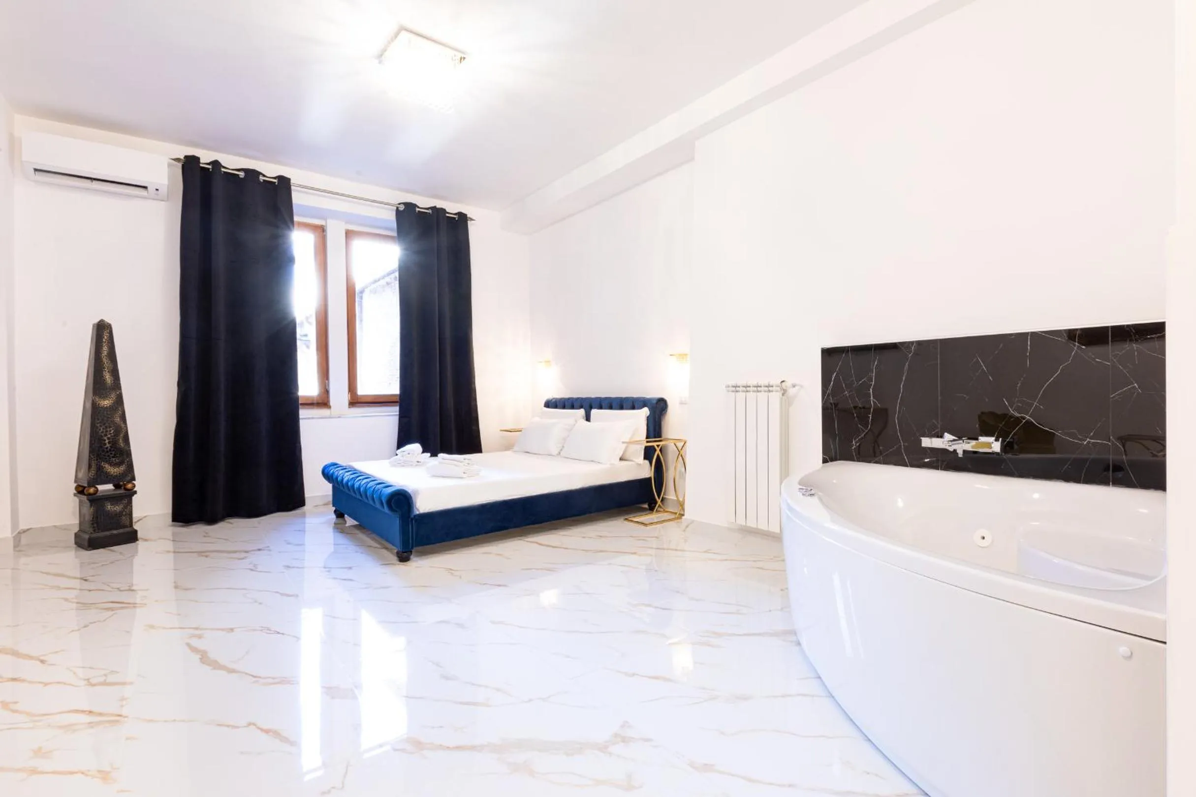 Hot Tub, Bed in Il Monastero Collection