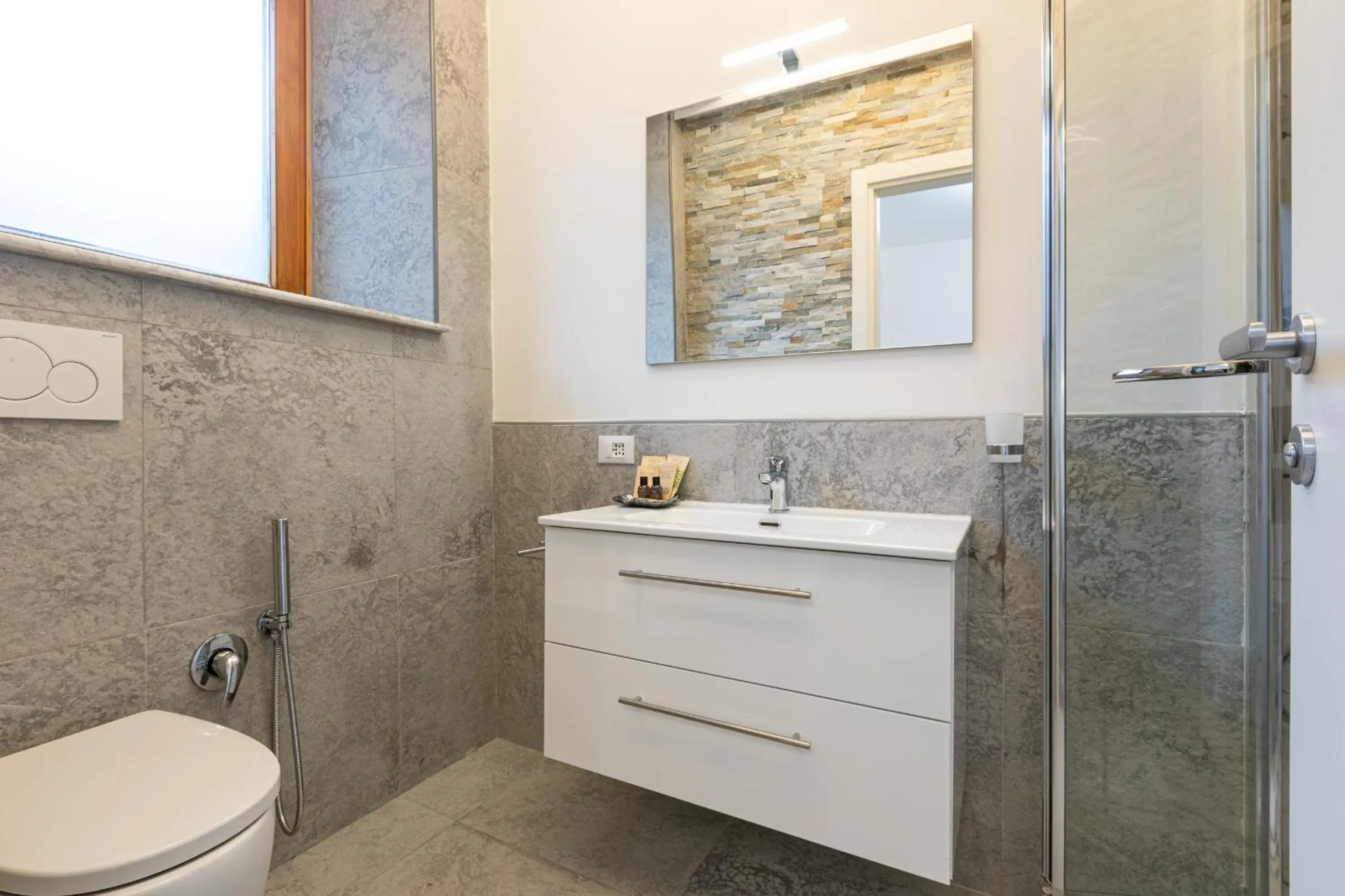 Shower in Il Monastero Collection