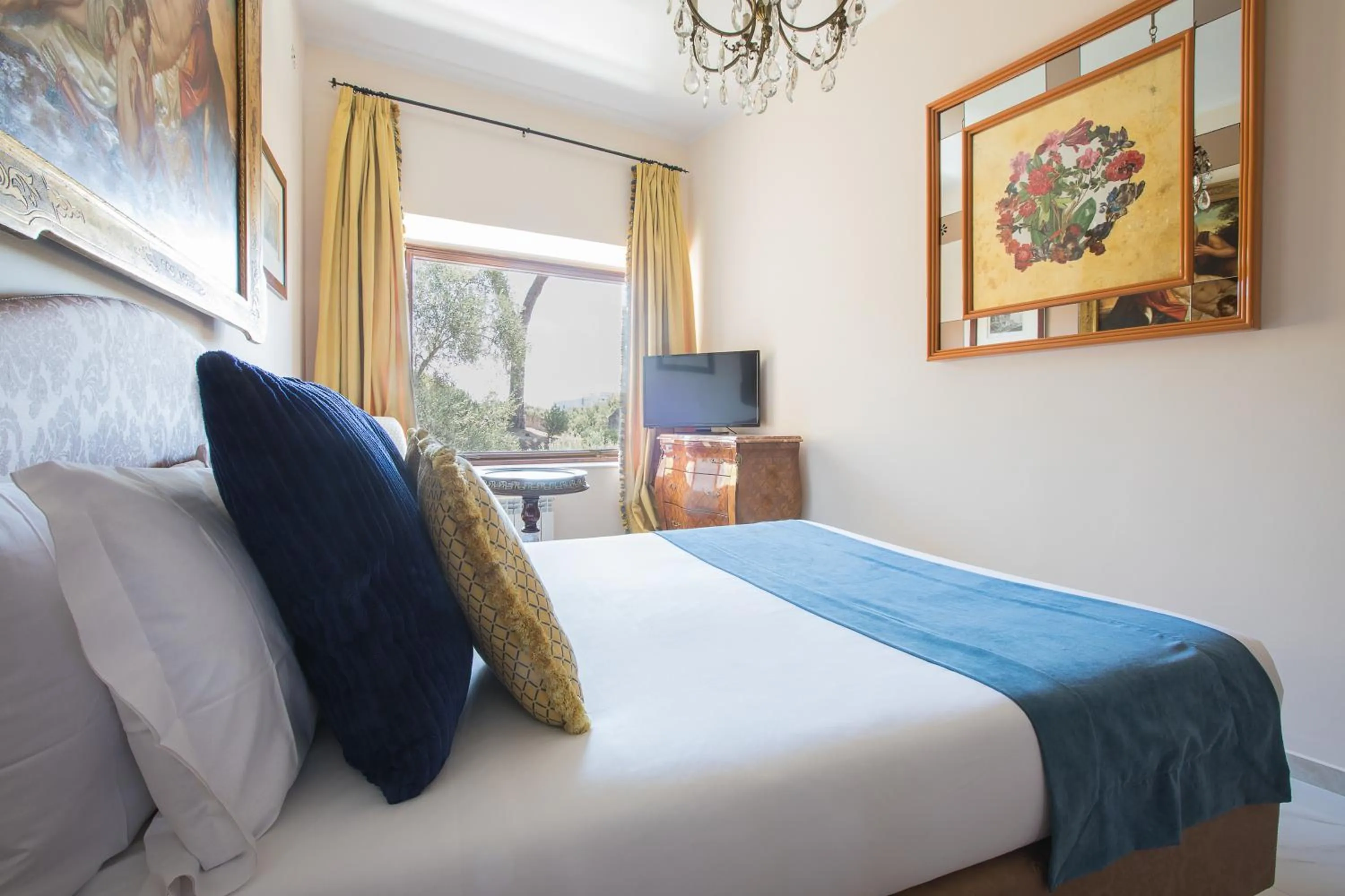 Bedroom, Bed in Il Monastero Collection