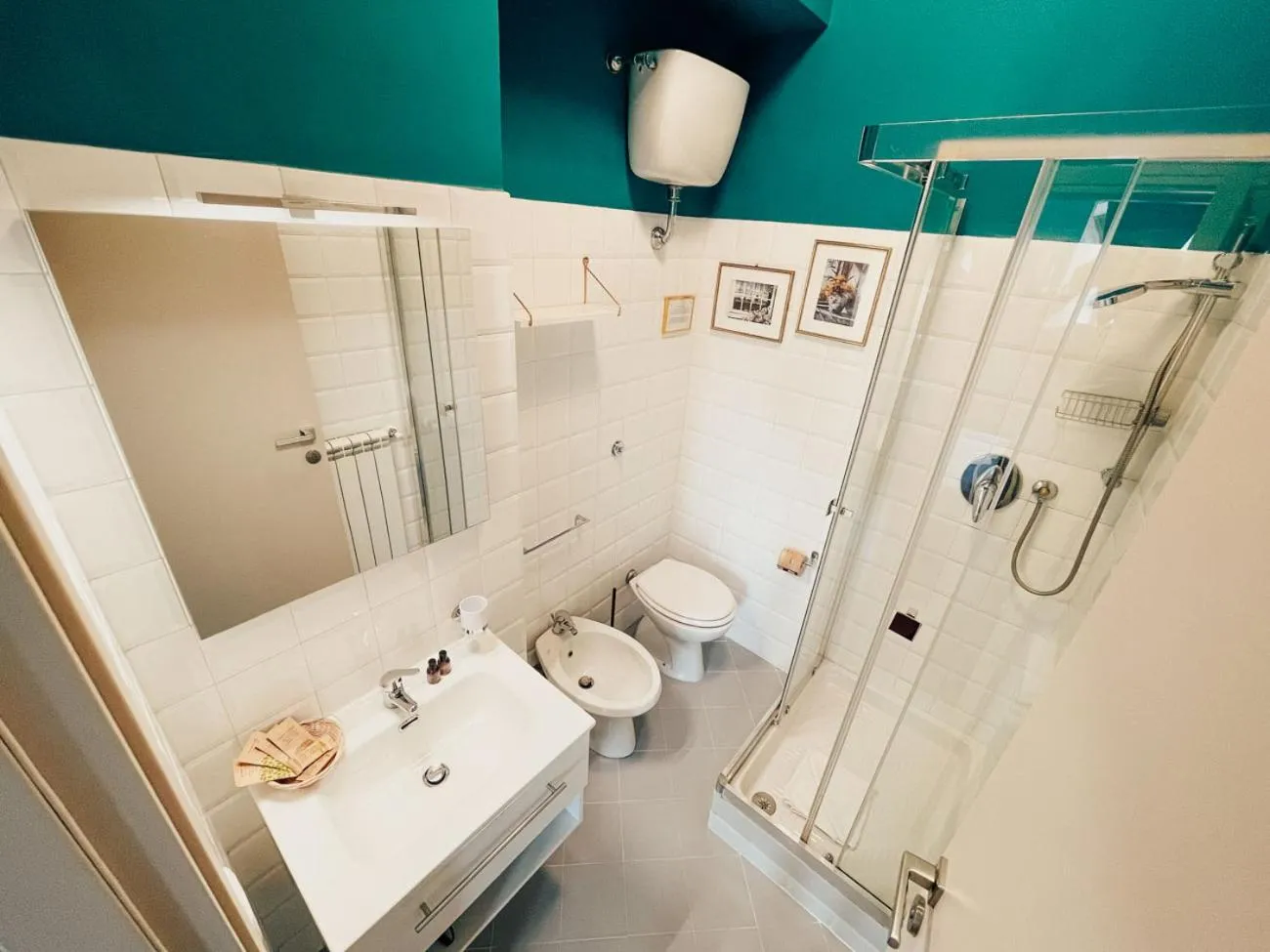 Shower in Il Monastero Collection