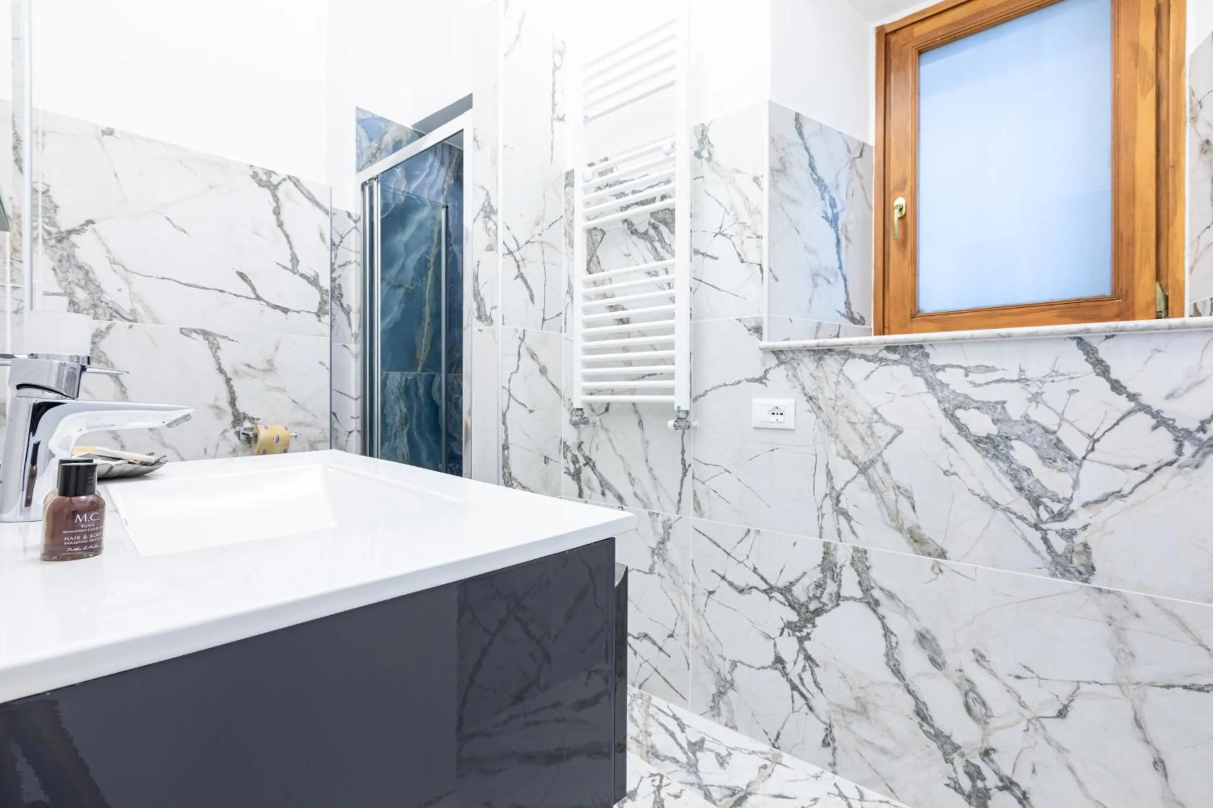 Shower in Il Monastero Collection