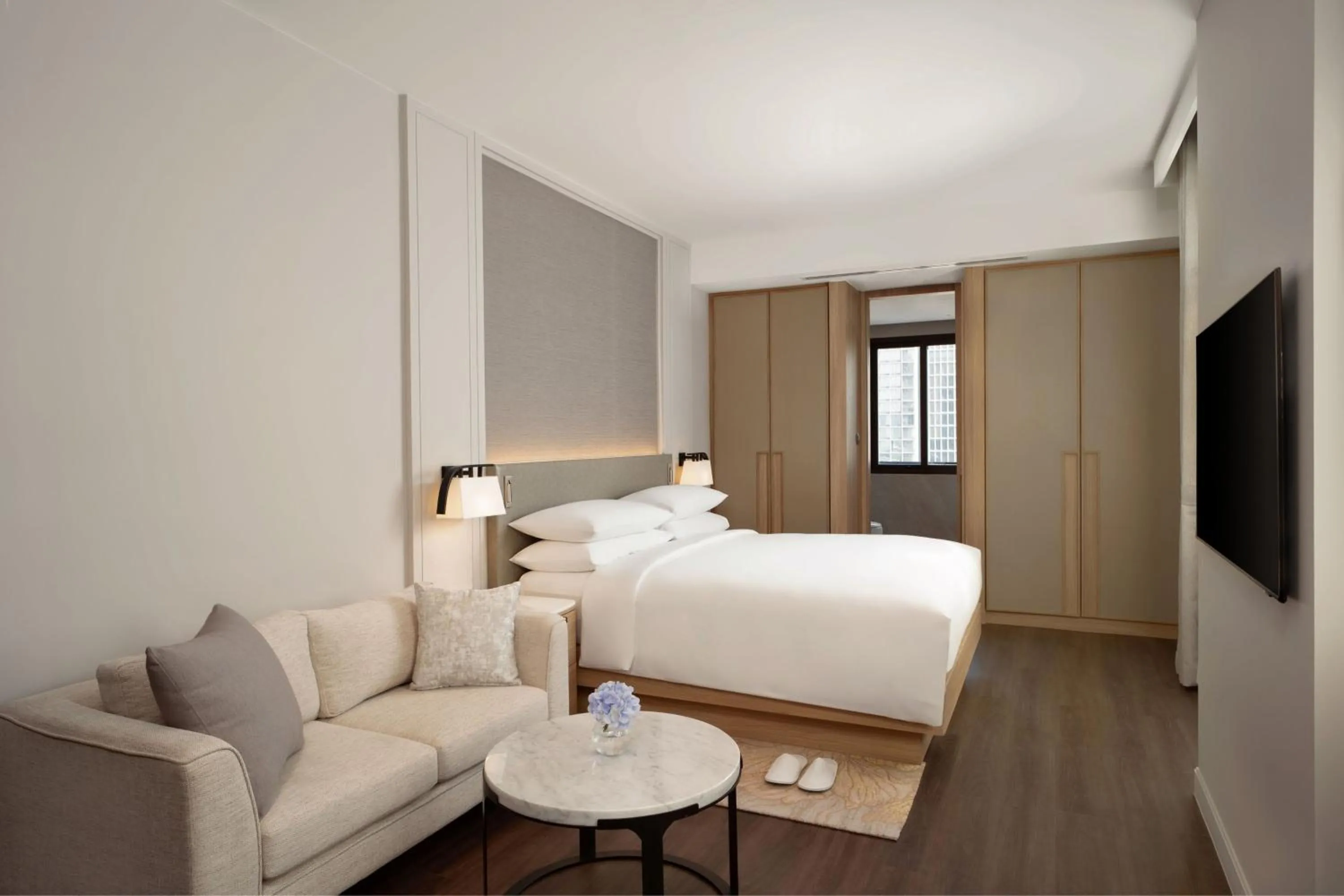 Bedroom, Bed in Marriott Executive Apartments Bangkok, Sukhumvit 101