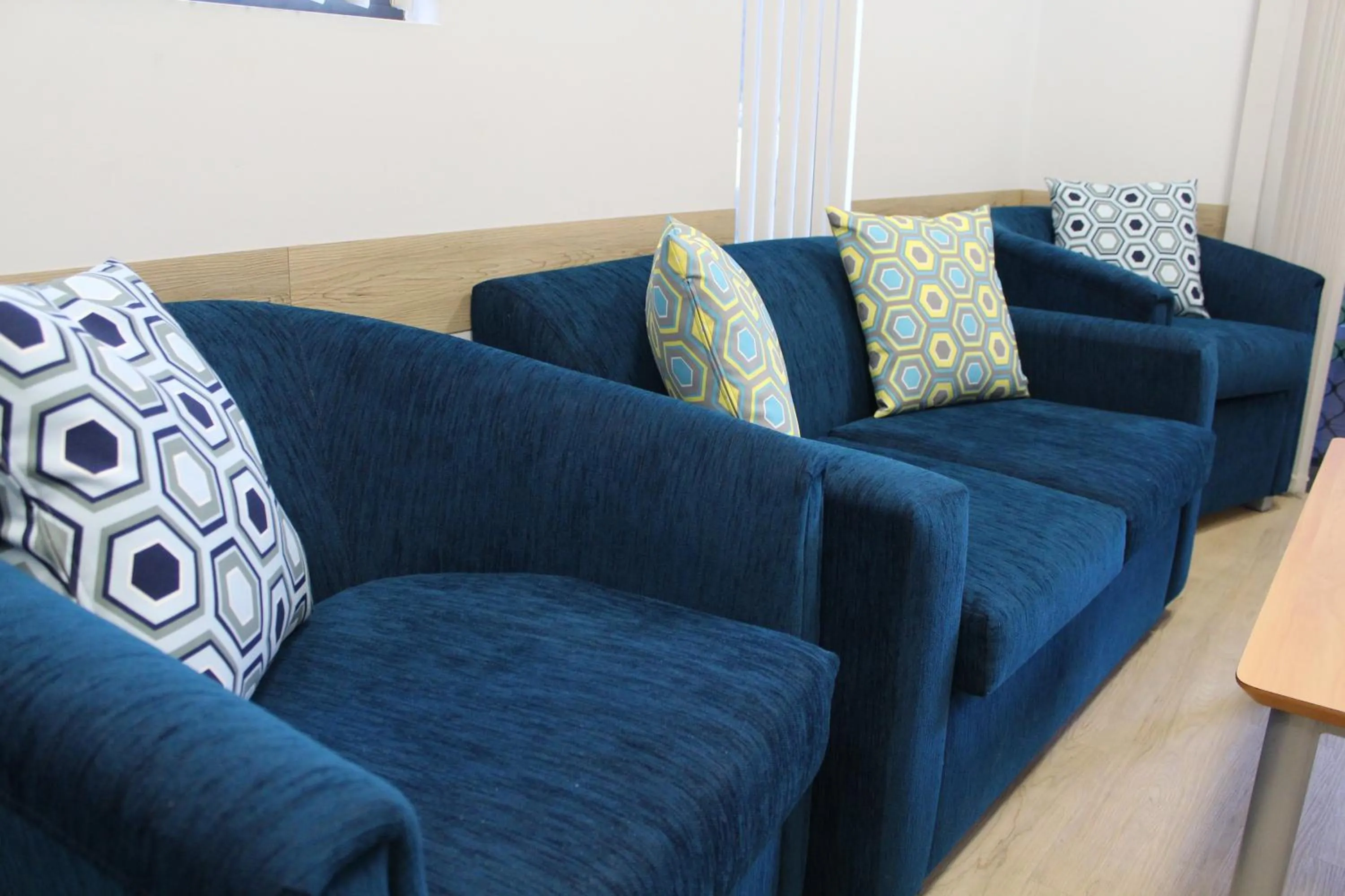 Seating area in Mandurah Ocean Marina Chalets