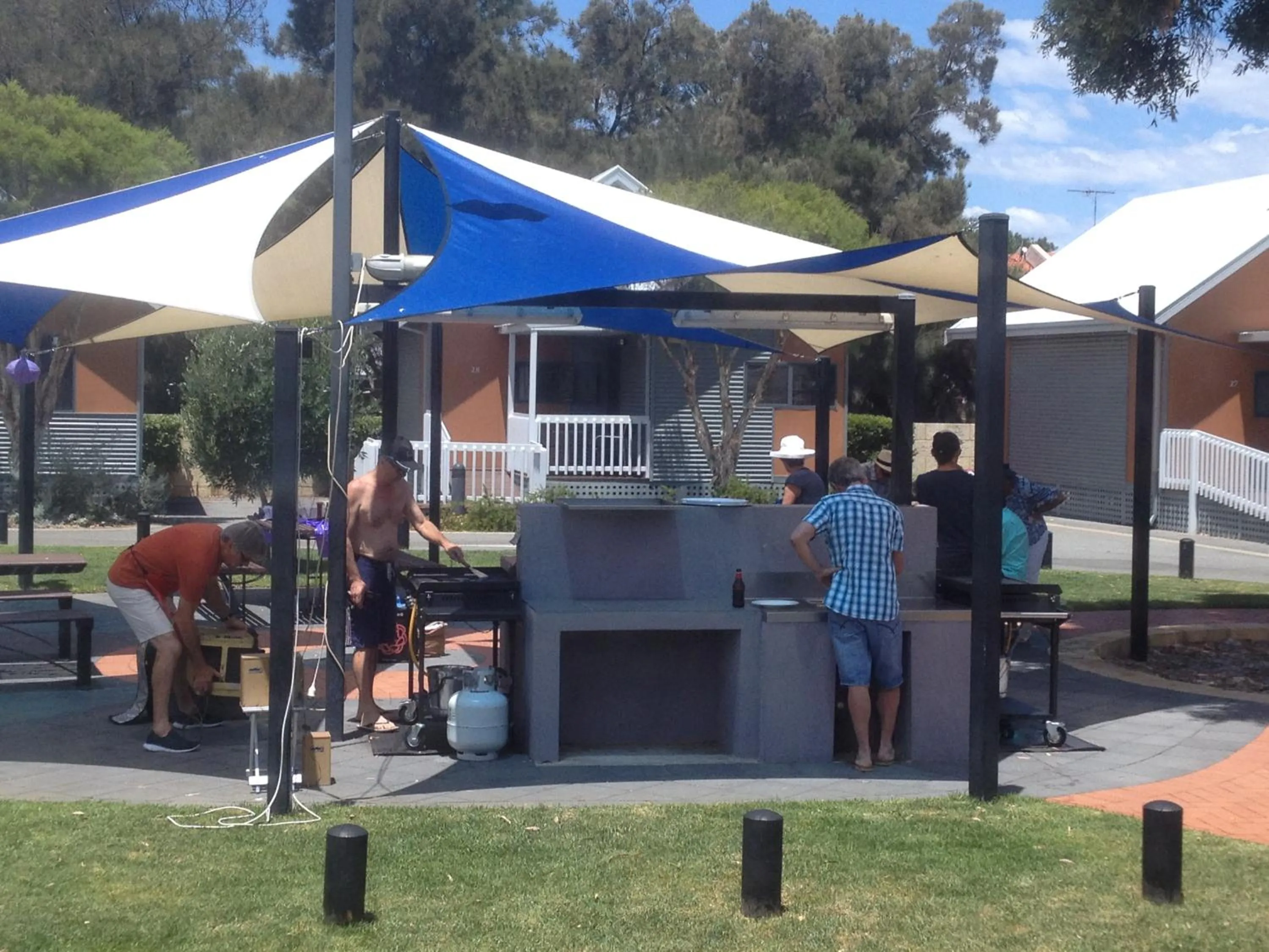BBQ facilities in Mandurah Ocean Marina Chalets