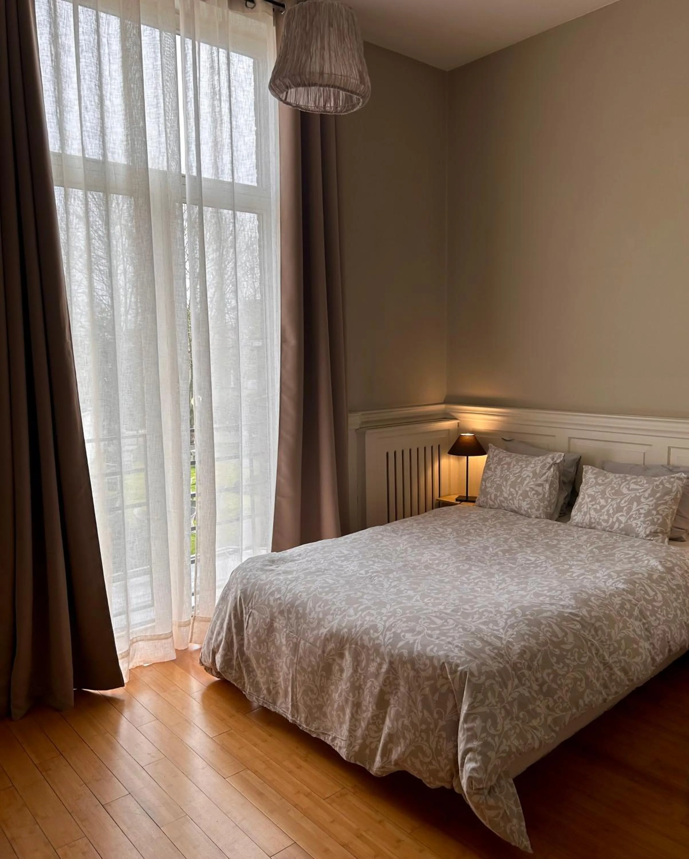 Bed in Hotel Saint Georges