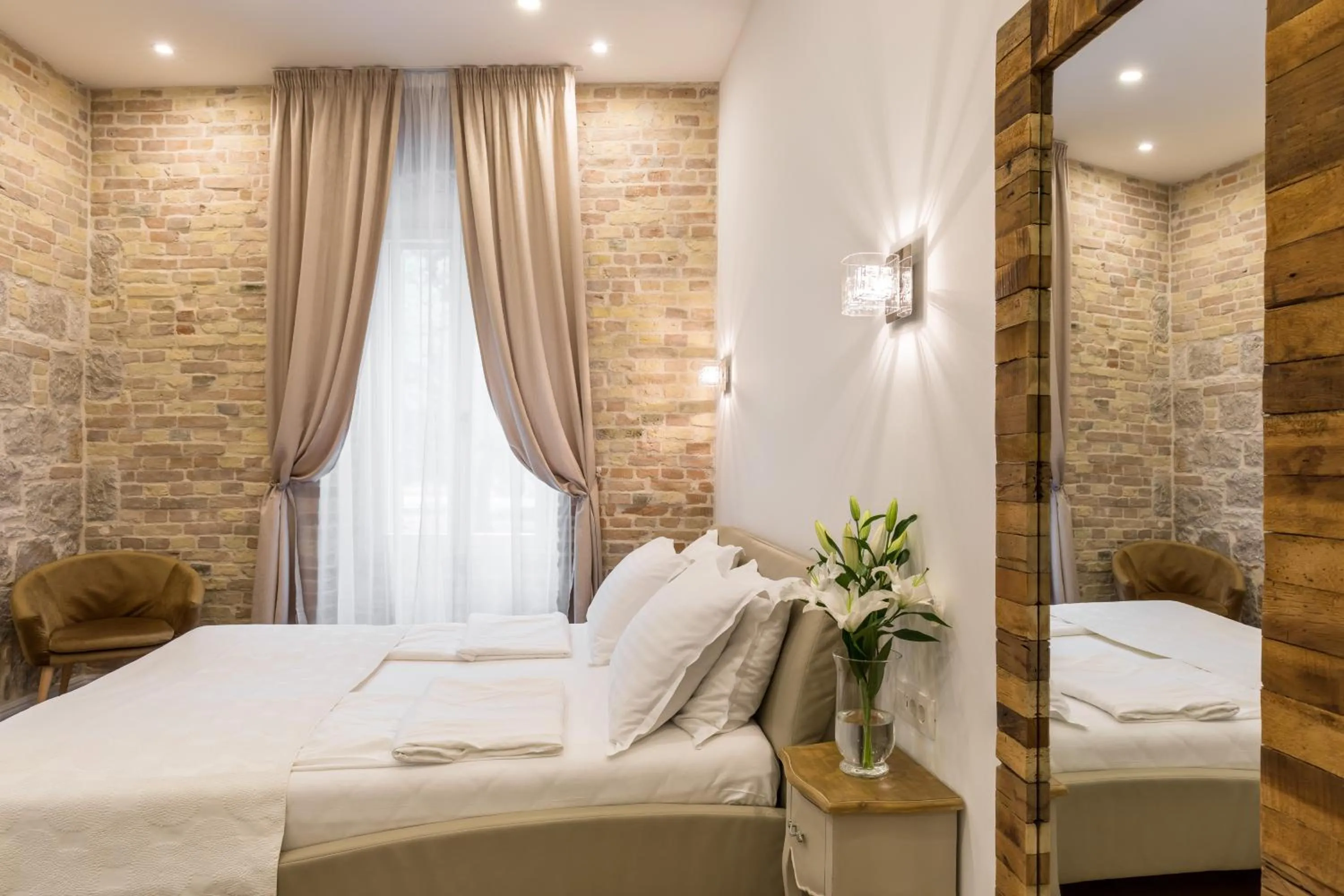 Bedroom, Bed in Pellegrini Luxury Rooms