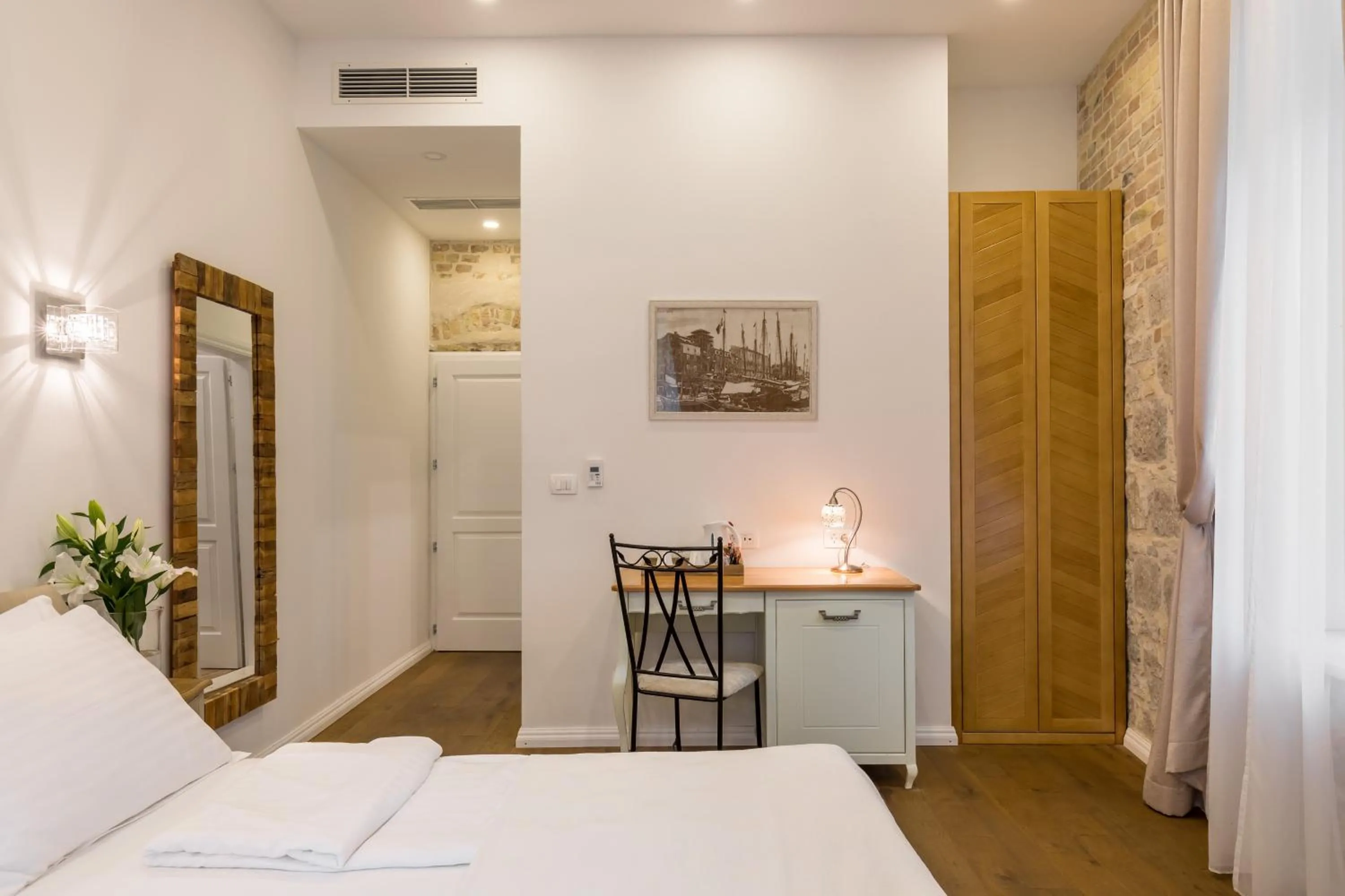 Coffee/tea facilities, Bed in Pellegrini Luxury Rooms