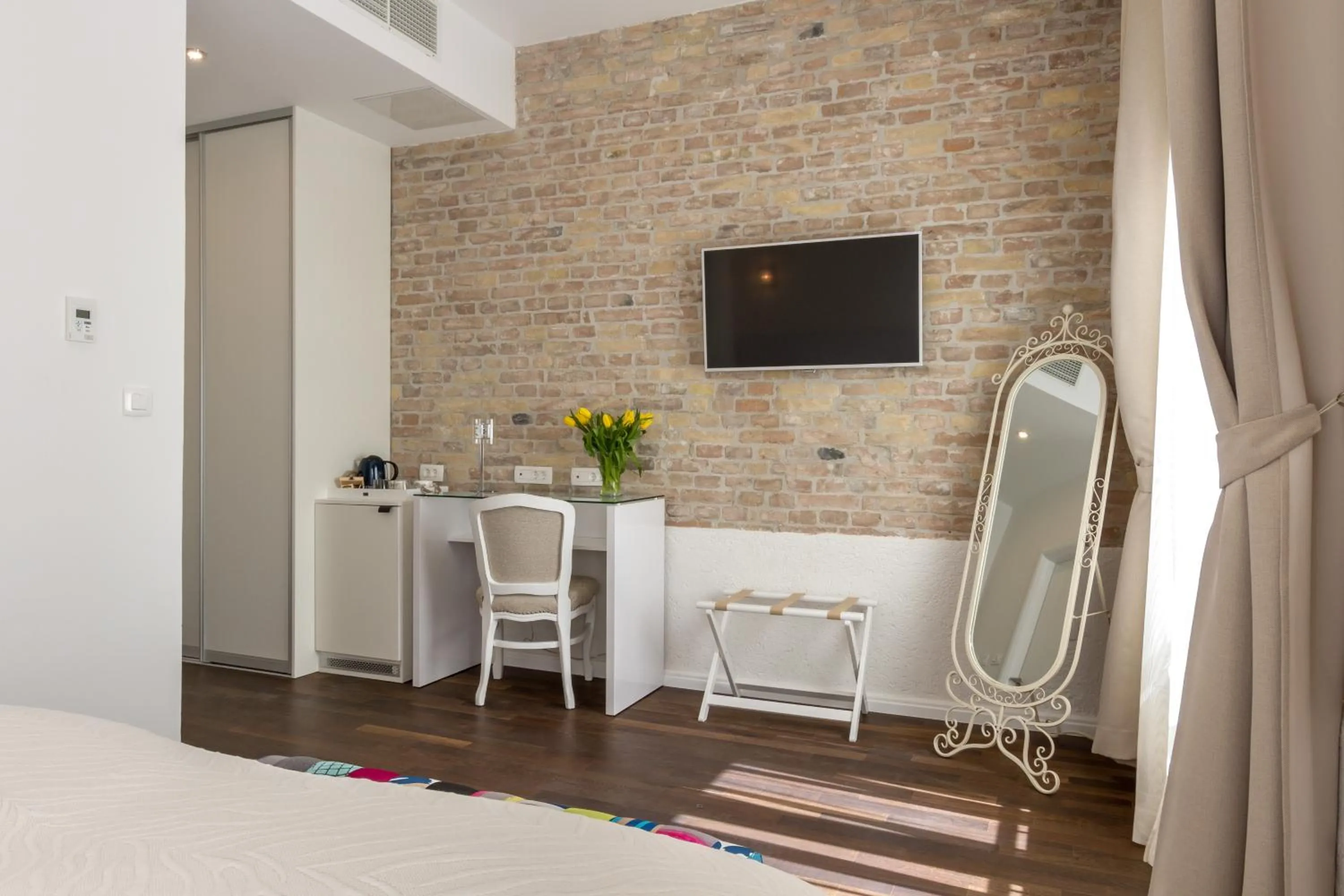 Bedroom, Bed in Pellegrini Luxury Rooms
