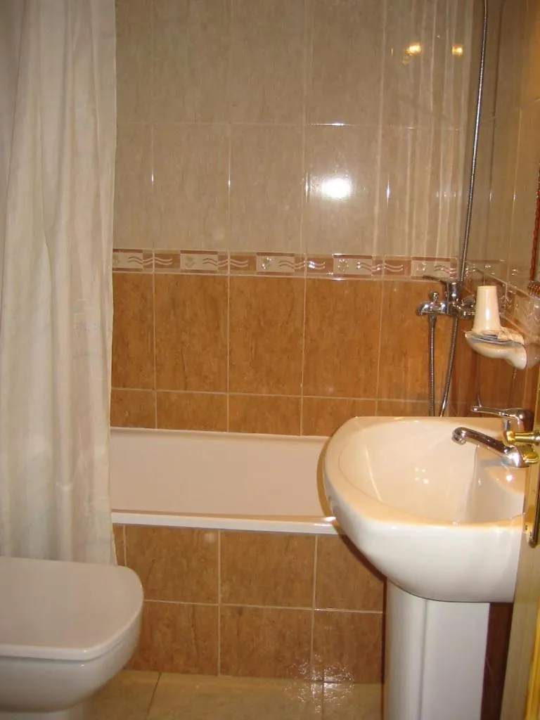 Bathroom in Hostal Maribel