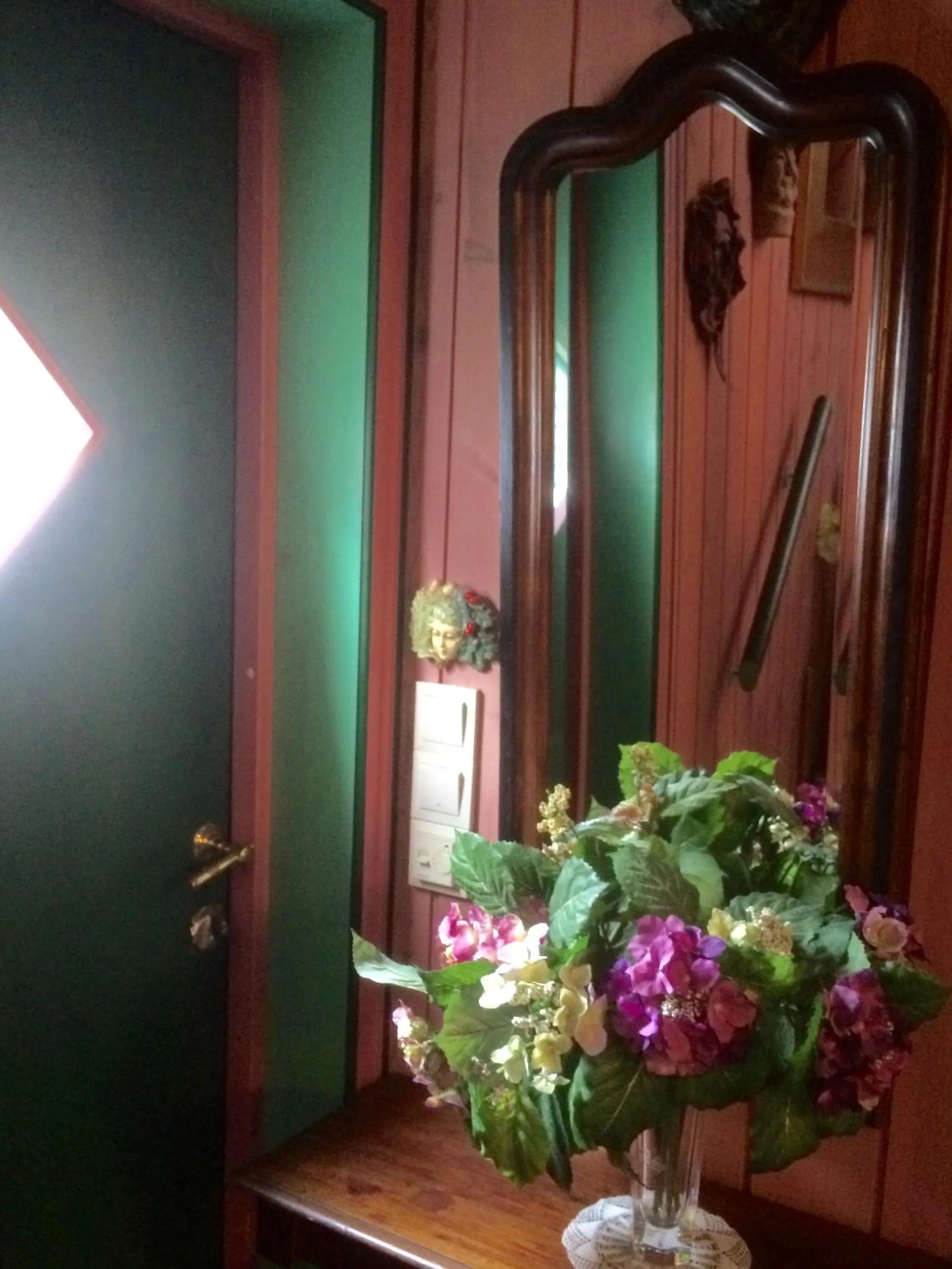 Small Double Room - single occupancy in Annehelenes B&B
