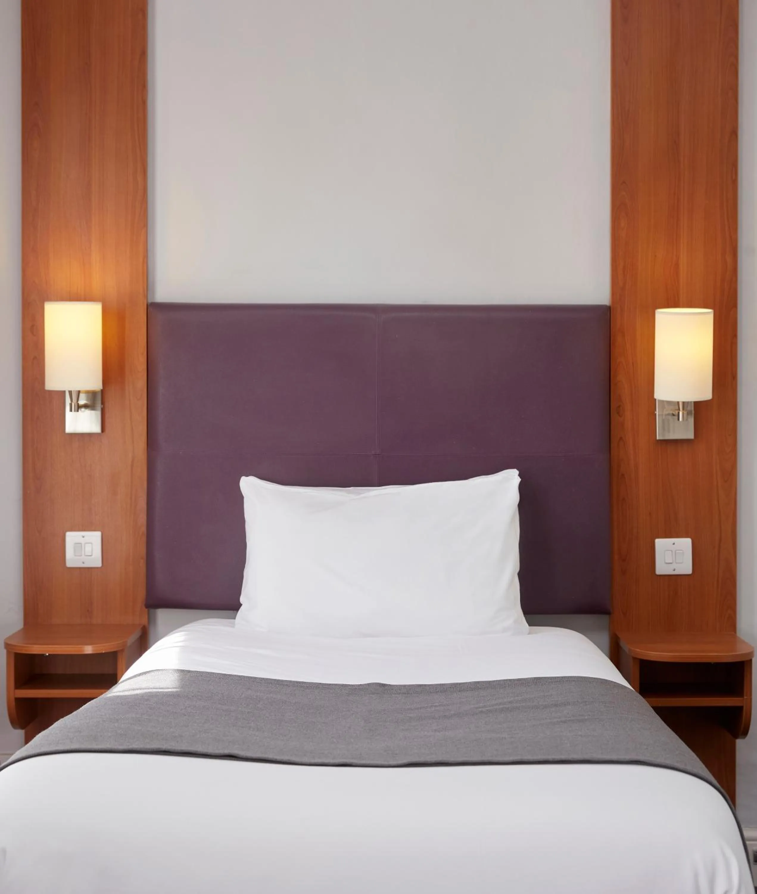 Bed in Wheatsheaf by Chef & Brewer Collection