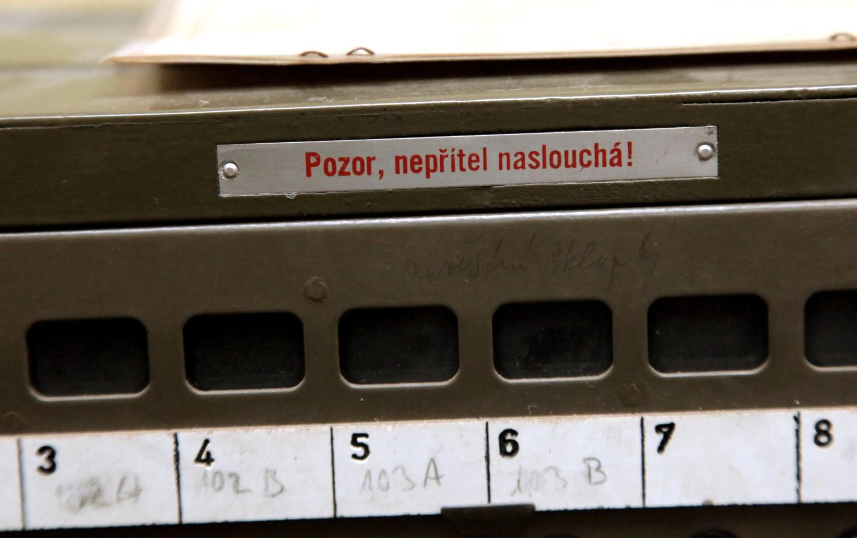 Decorative detail in 10-Z Bunker