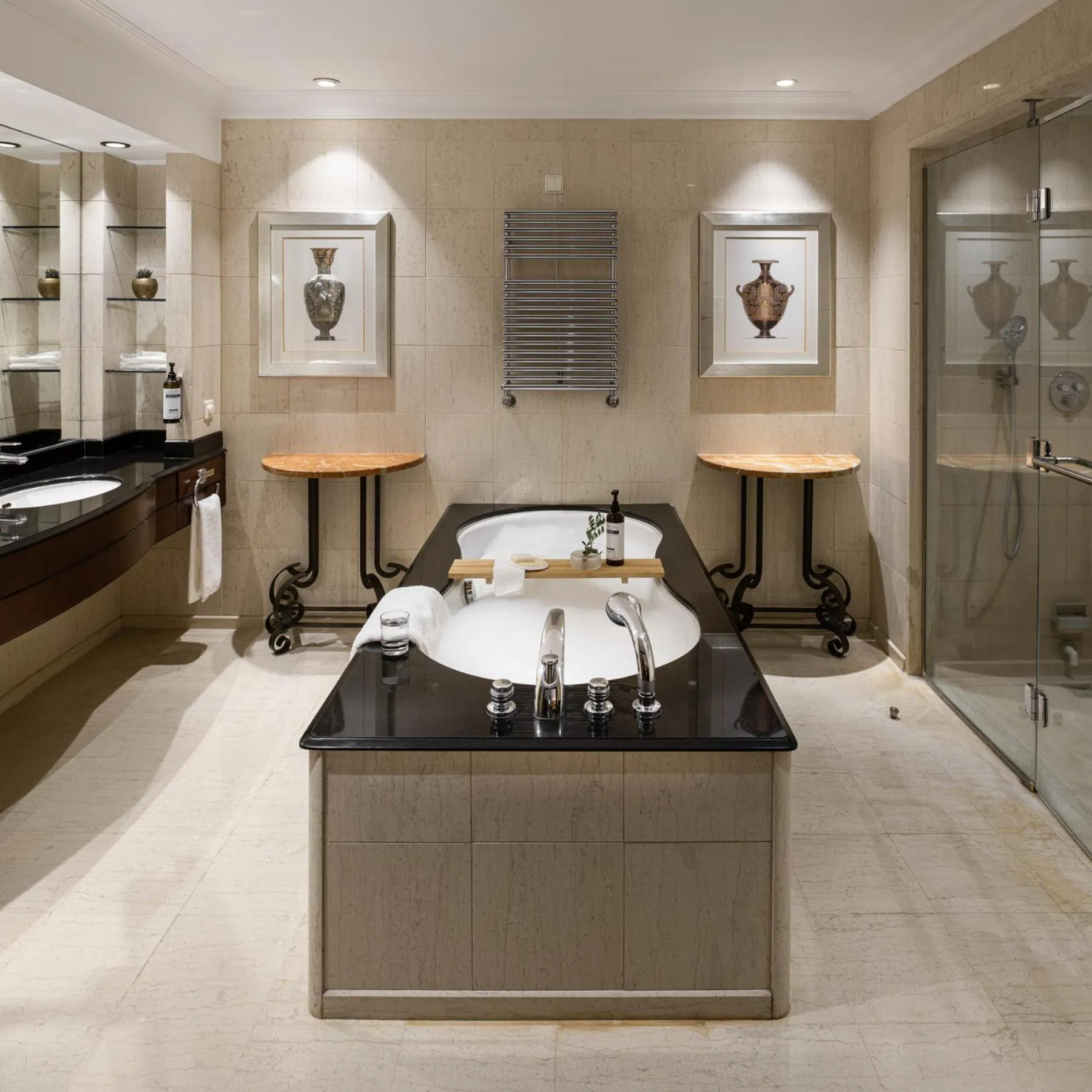 Bathroom in Hyatt Regency Thessaloniki