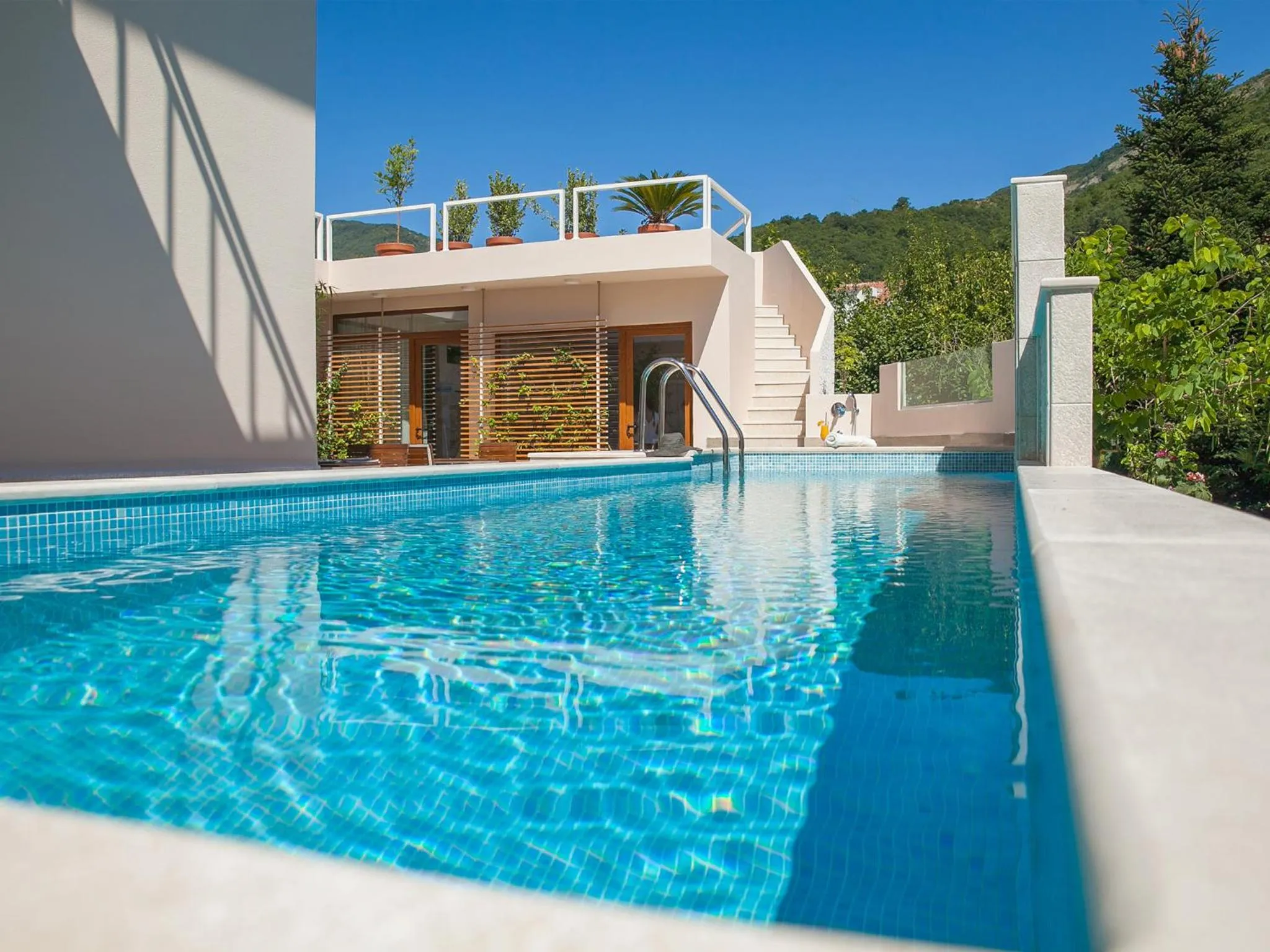 Swimming pool in Hotel Casa del Mare - Blanche