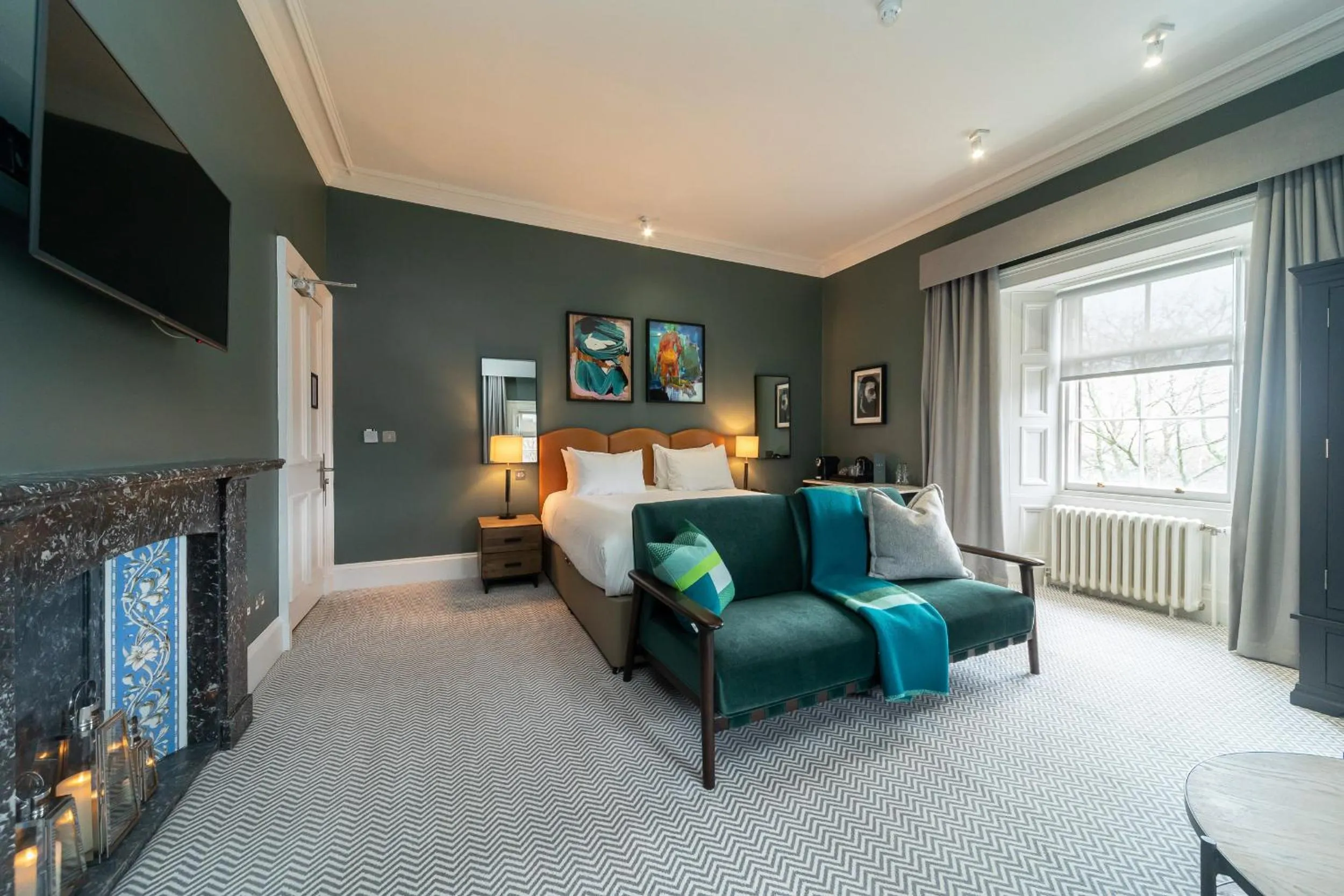 Bedroom, Bed in The Scott