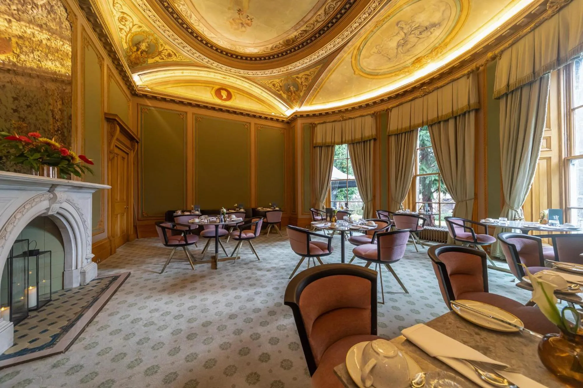 Restaurant/places to eat in The Scott