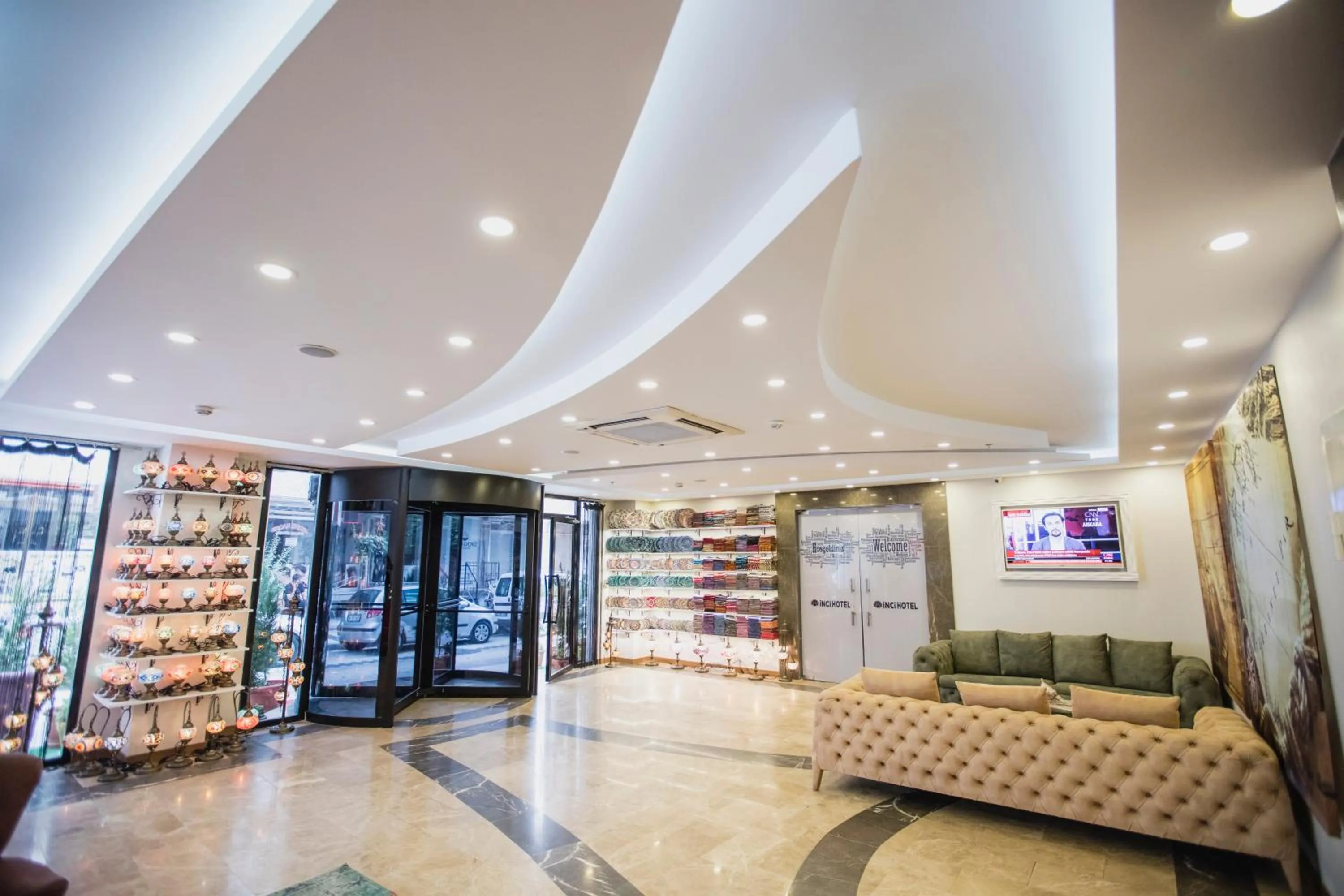 Lobby or reception in Royal İnci Hotel