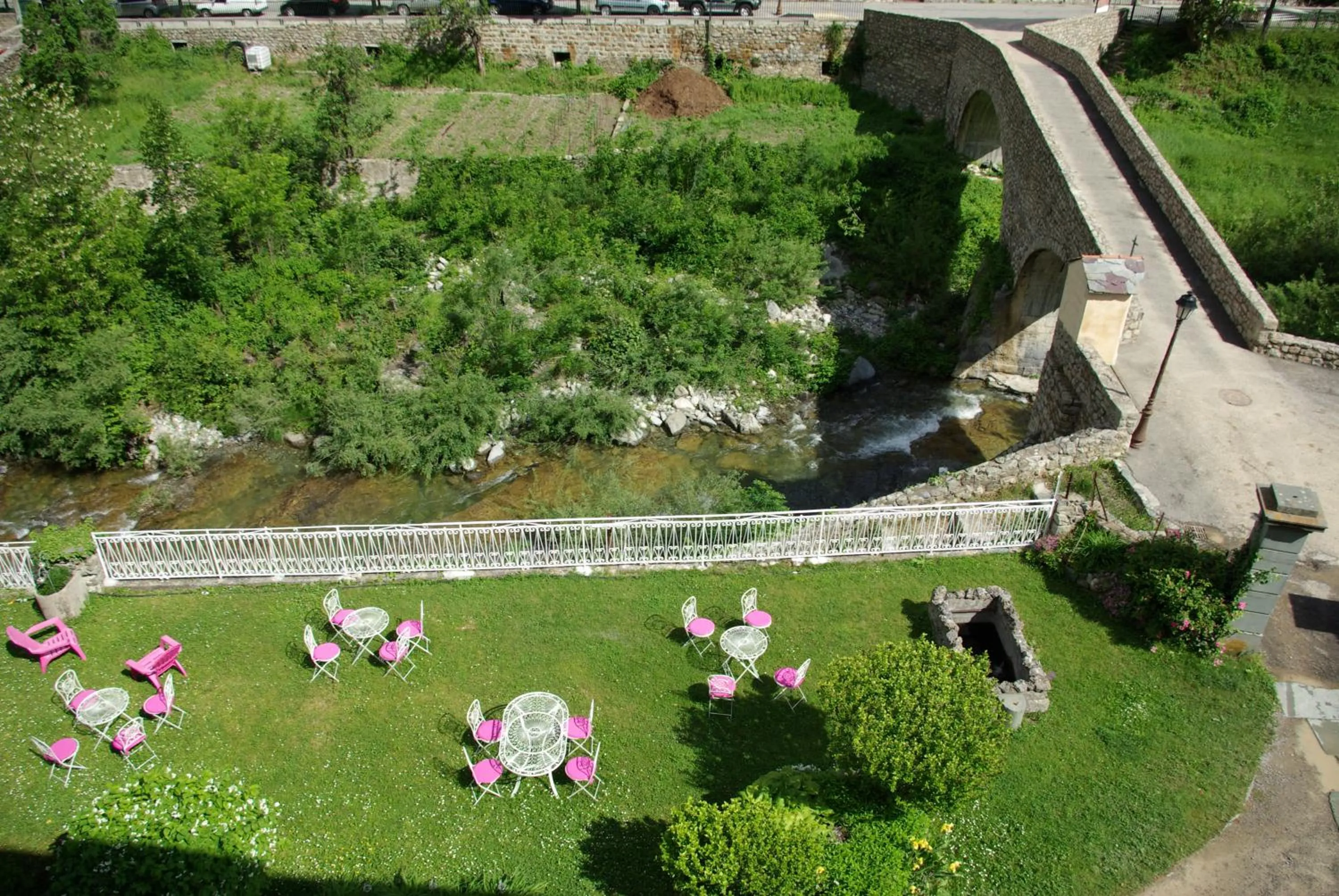 River view in Le Mirval