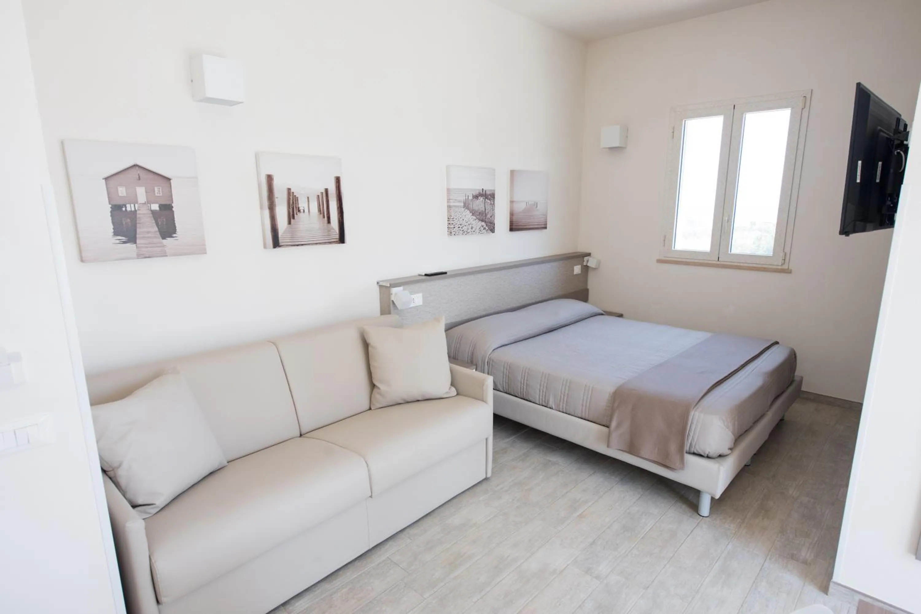 Bedroom, Bed in La Blanca Resort & Spa