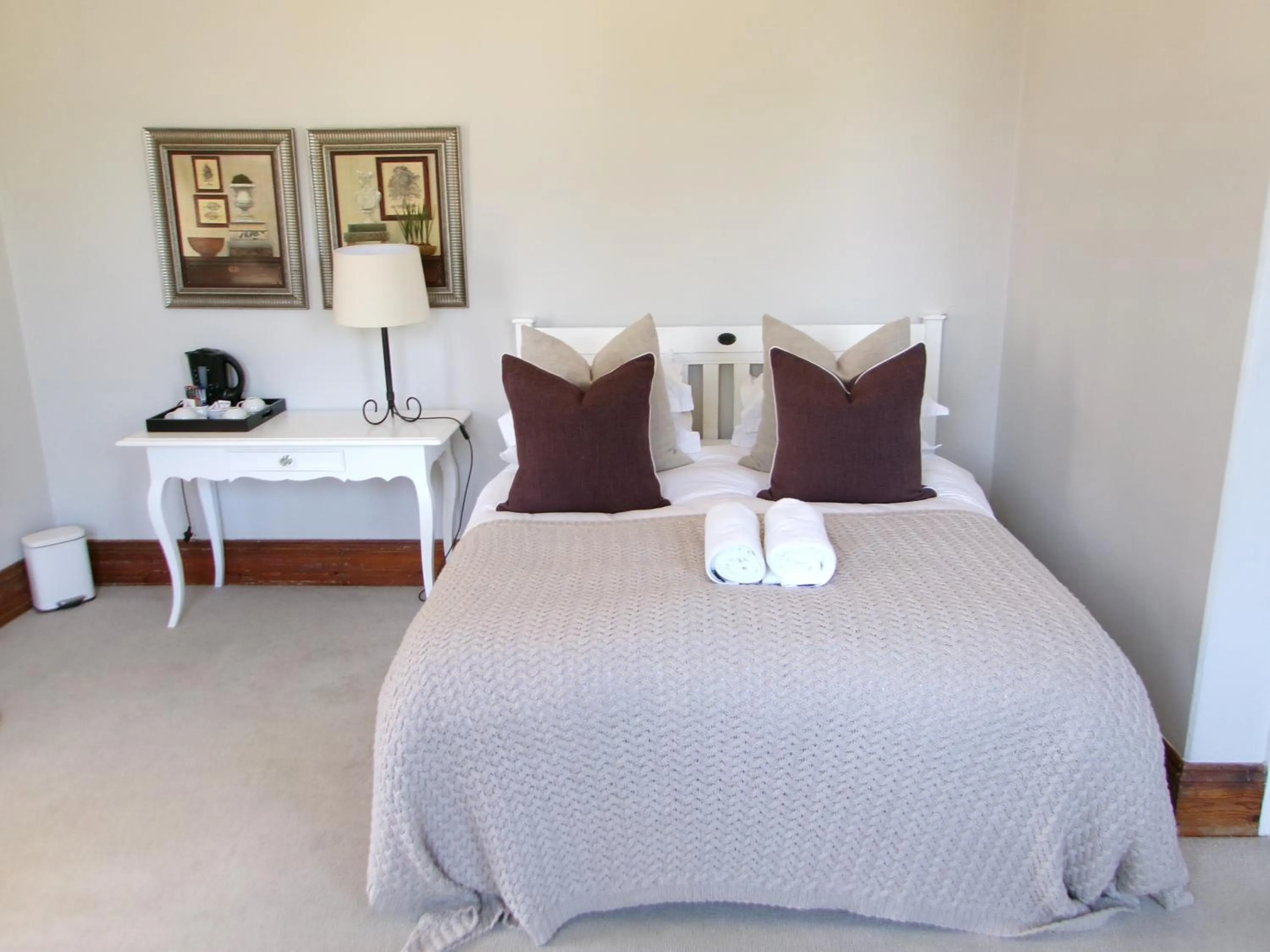 Bed in Kearsney Manor