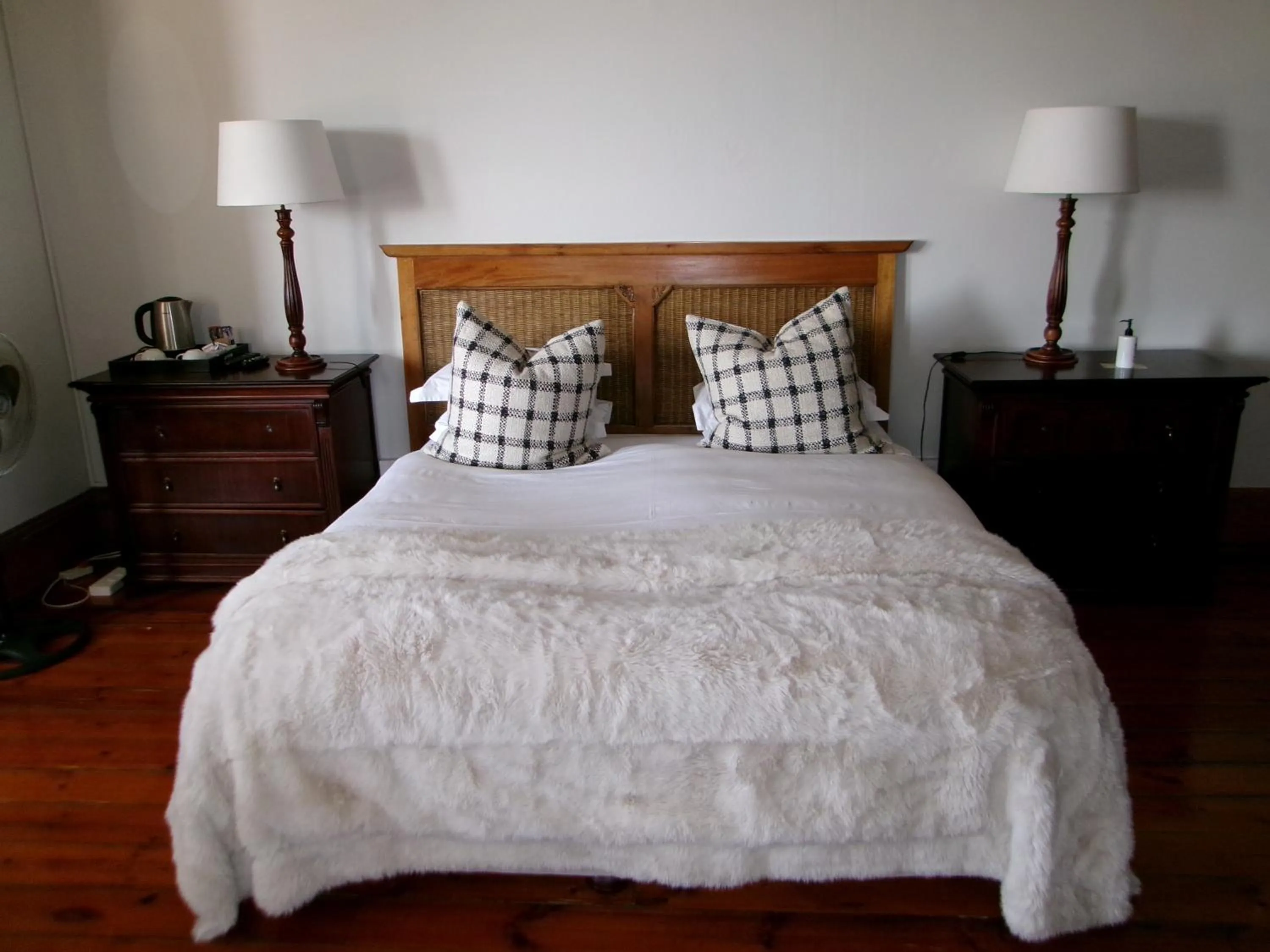 Bed in Kearsney Manor