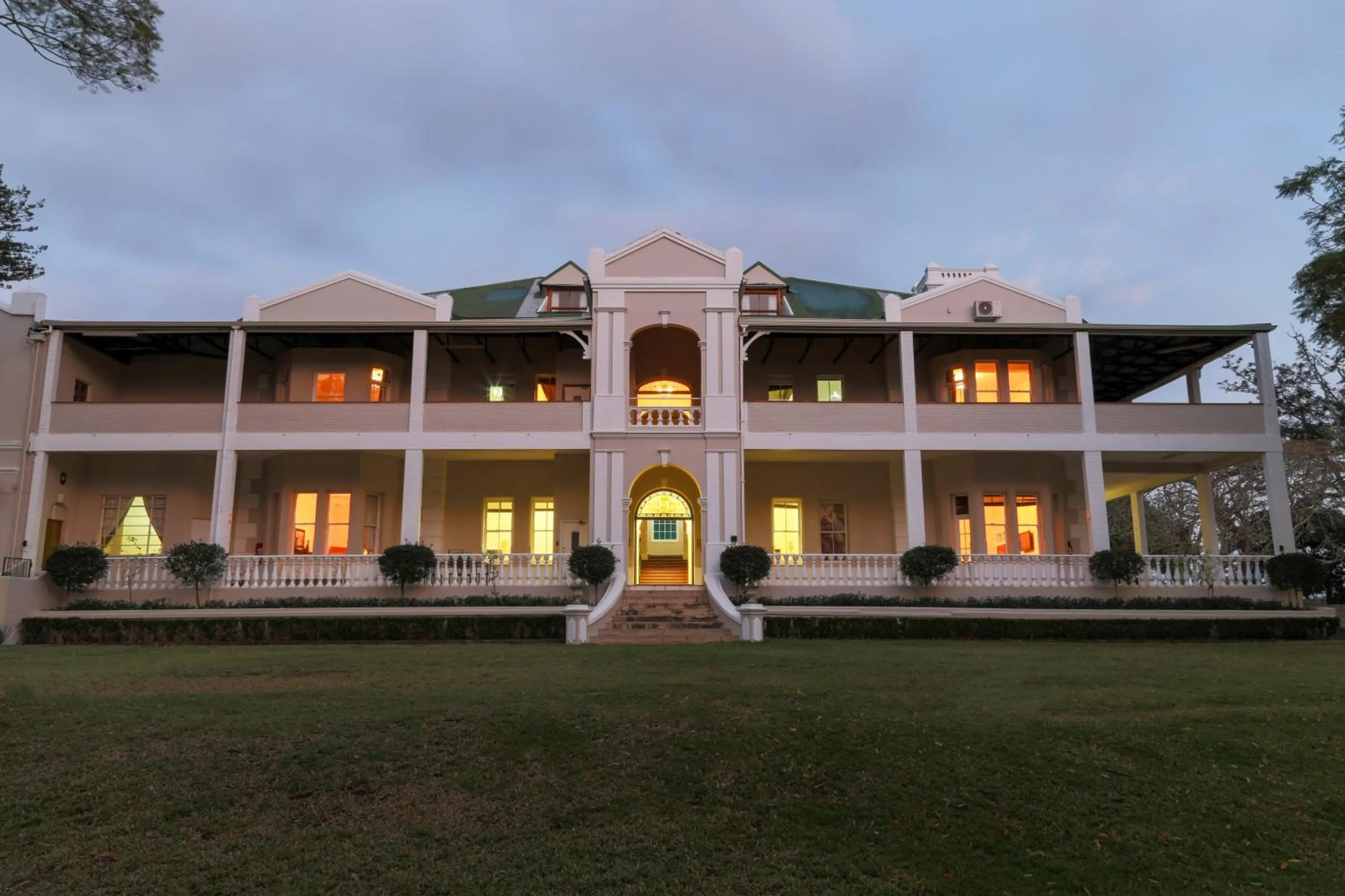 Property building in Kearsney Manor