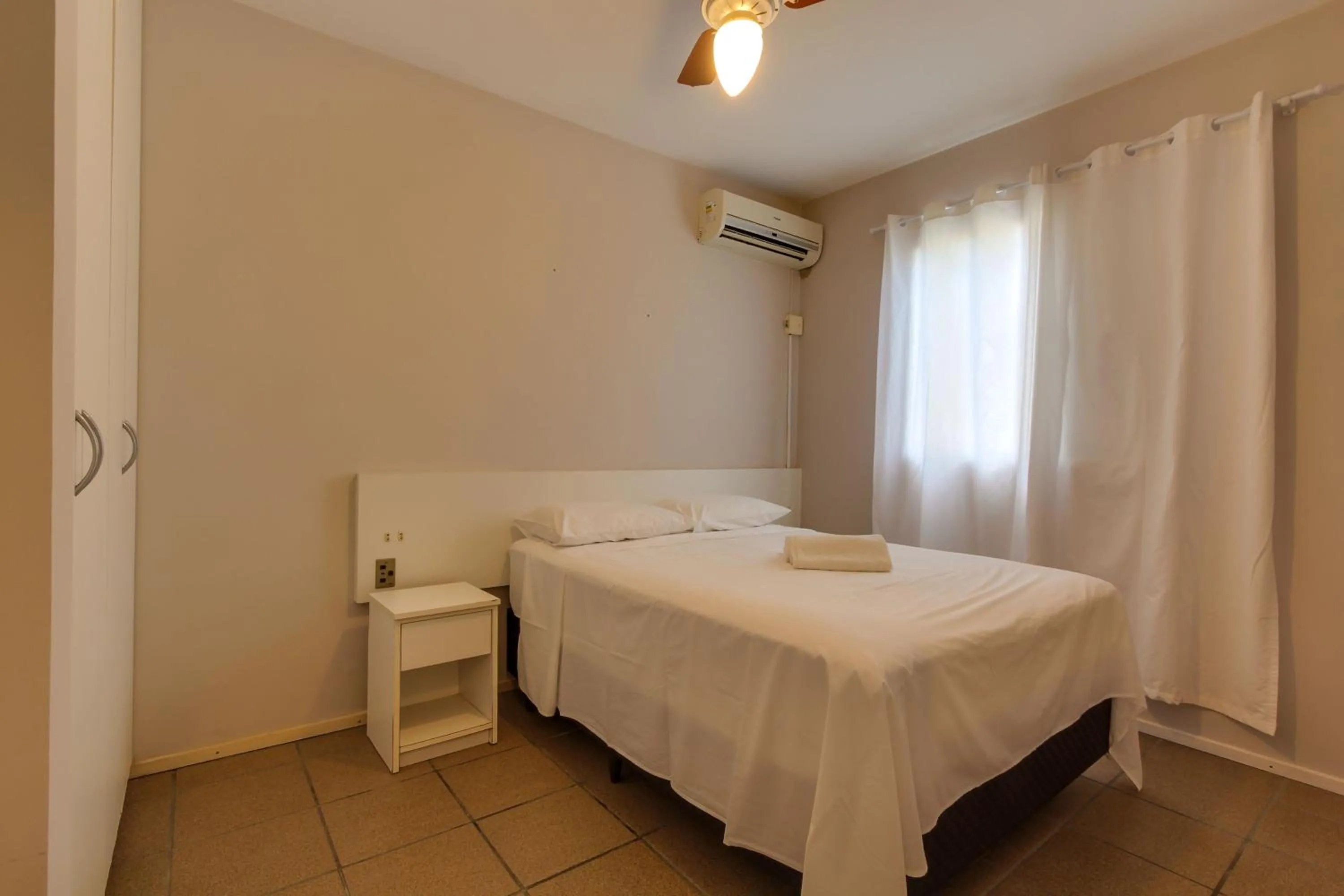 Bedroom, Bed in Imigrantes Apart Hotel