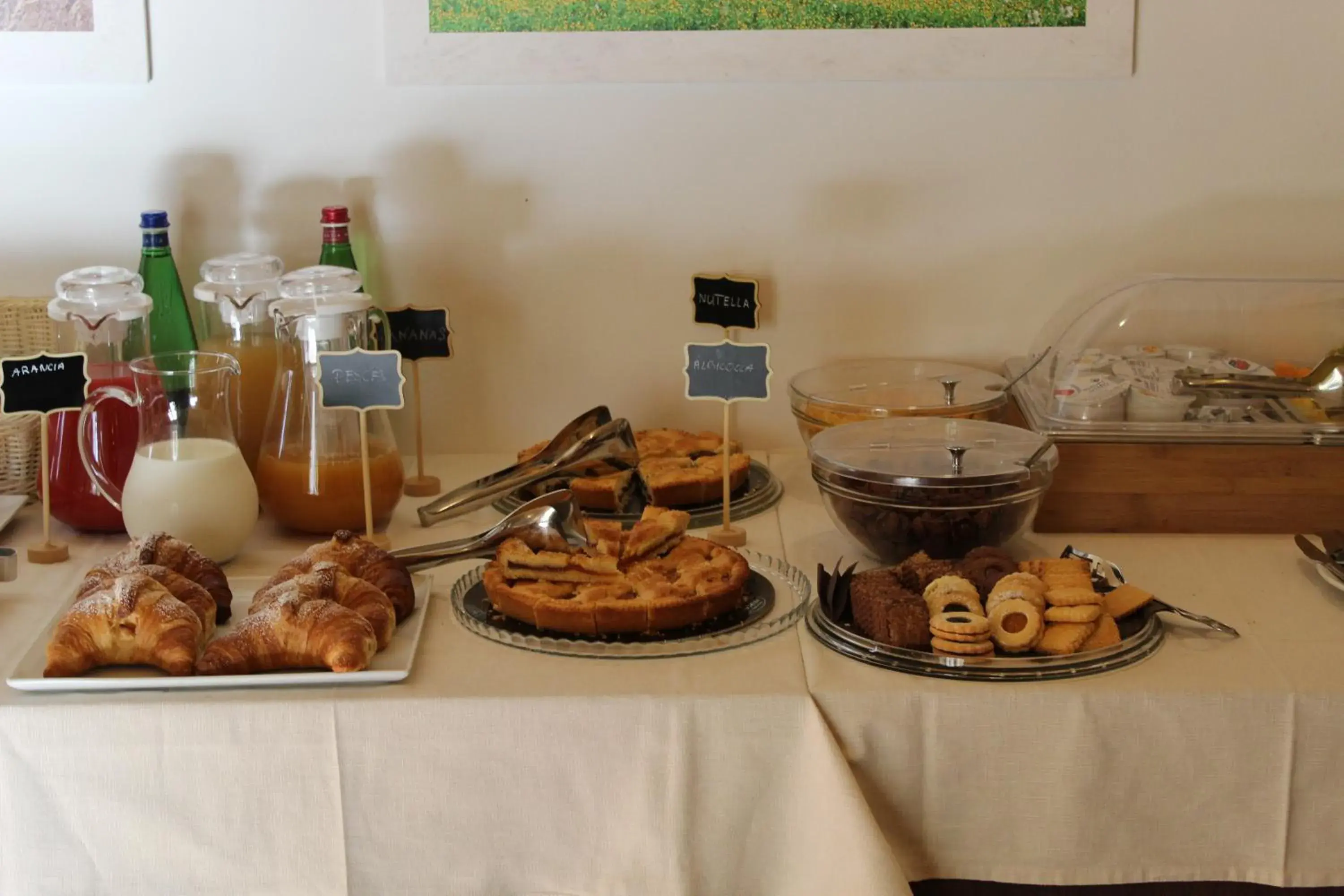 Buffet breakfast in Masseria Relais Santa Teresa Buffet breakfast in Masseria Relais Santa Teresa