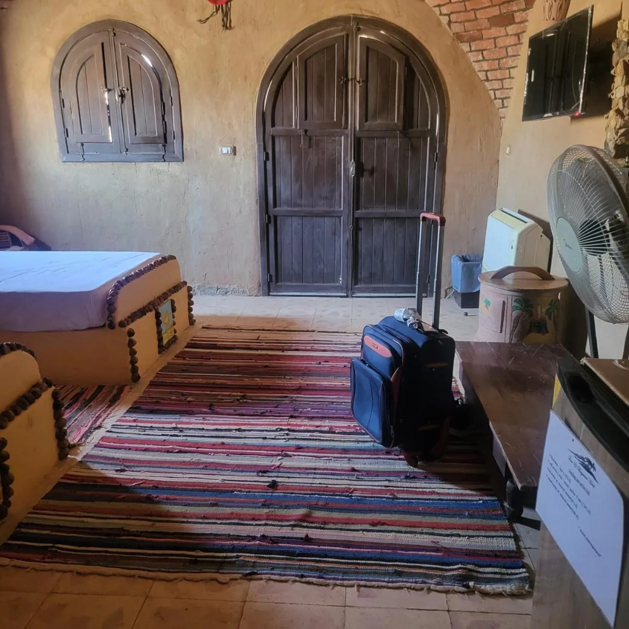 Bed in Qasr El Bagawat Hotel